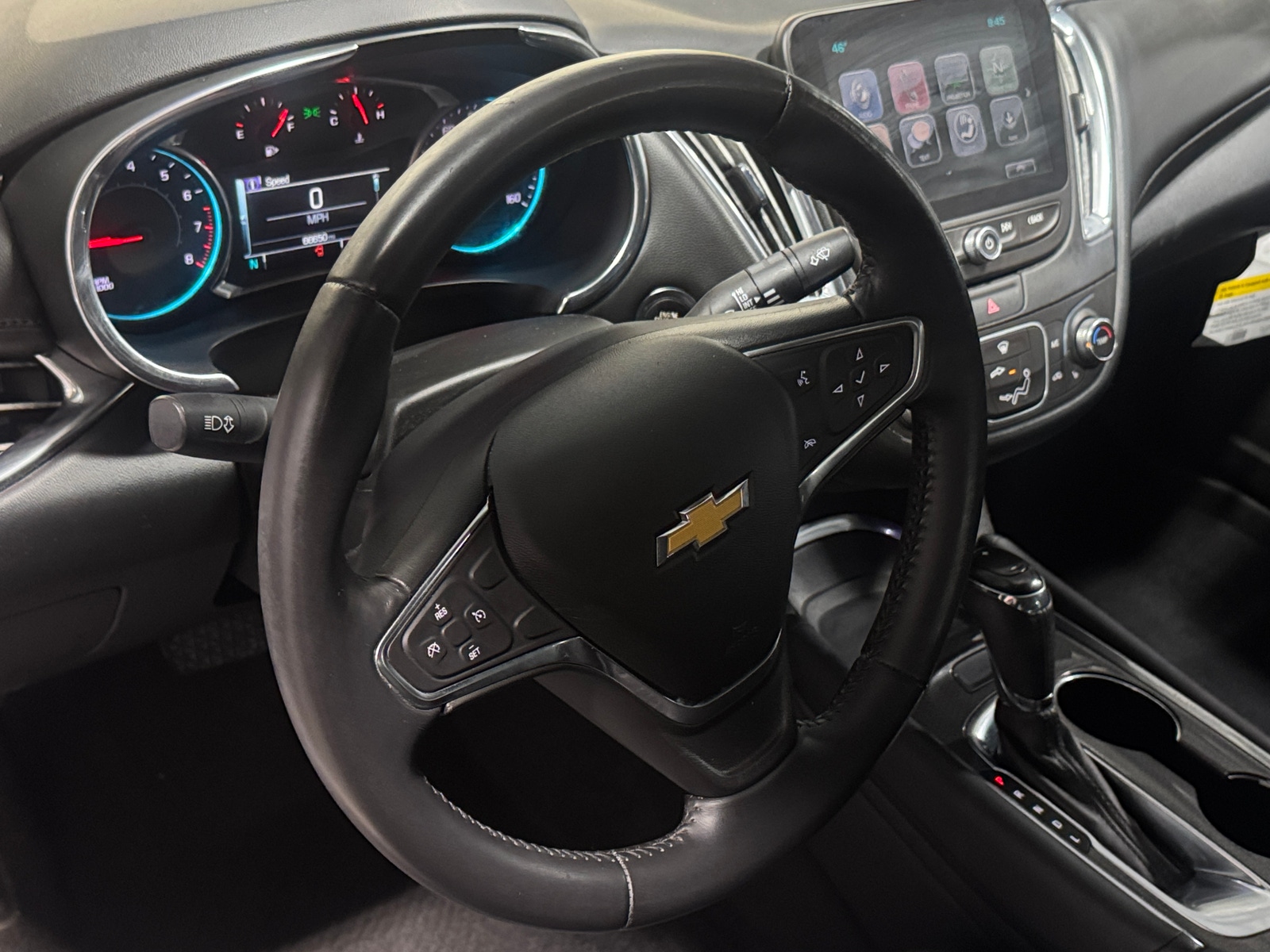 Thumbnail: 2017 Chevrolet Malibu - 5