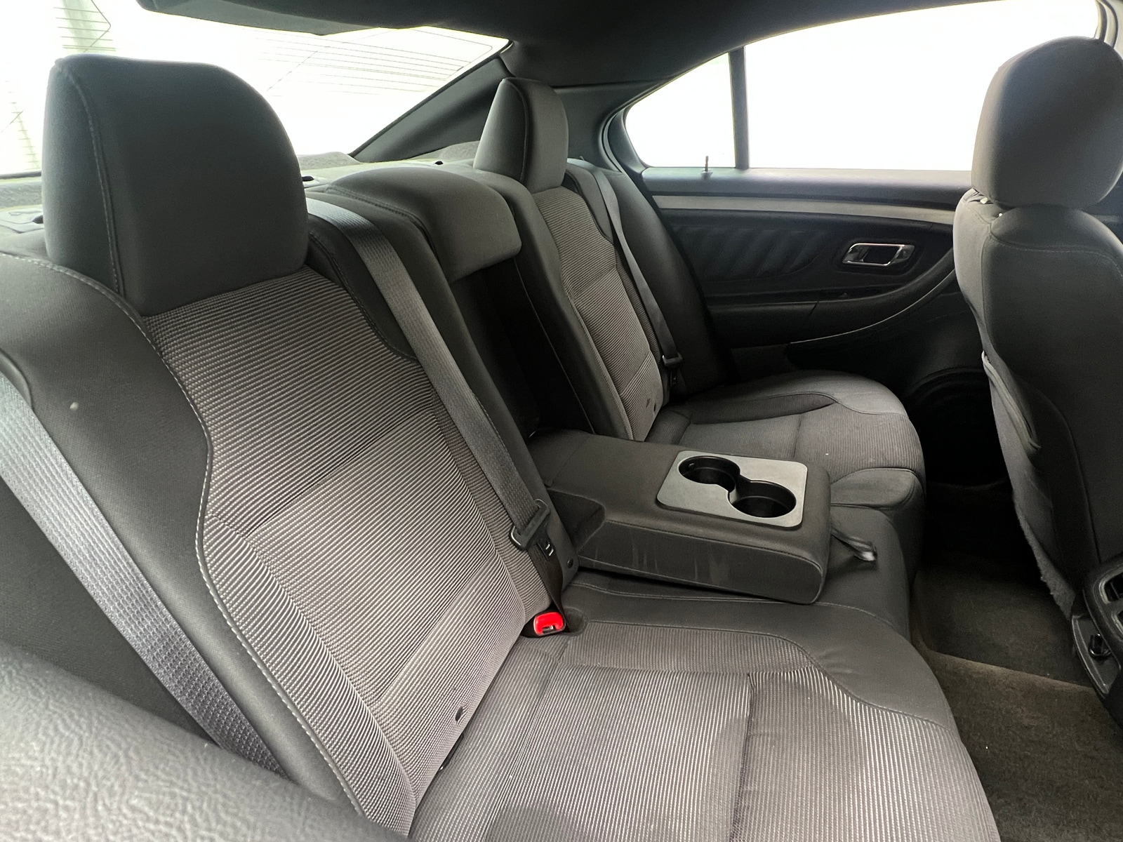 Thumbnail: 2015 Ford Taurus - 6