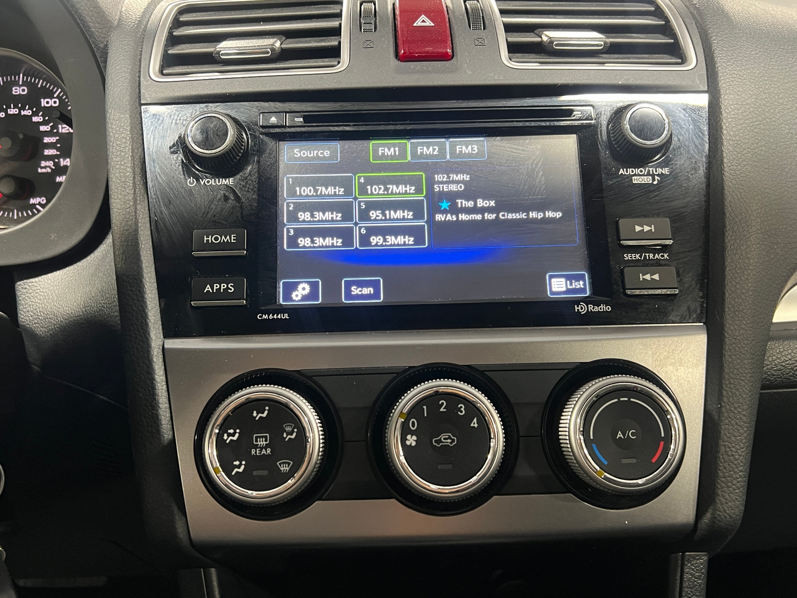 Thumbnail: 2015 Subaru Impreza - 4