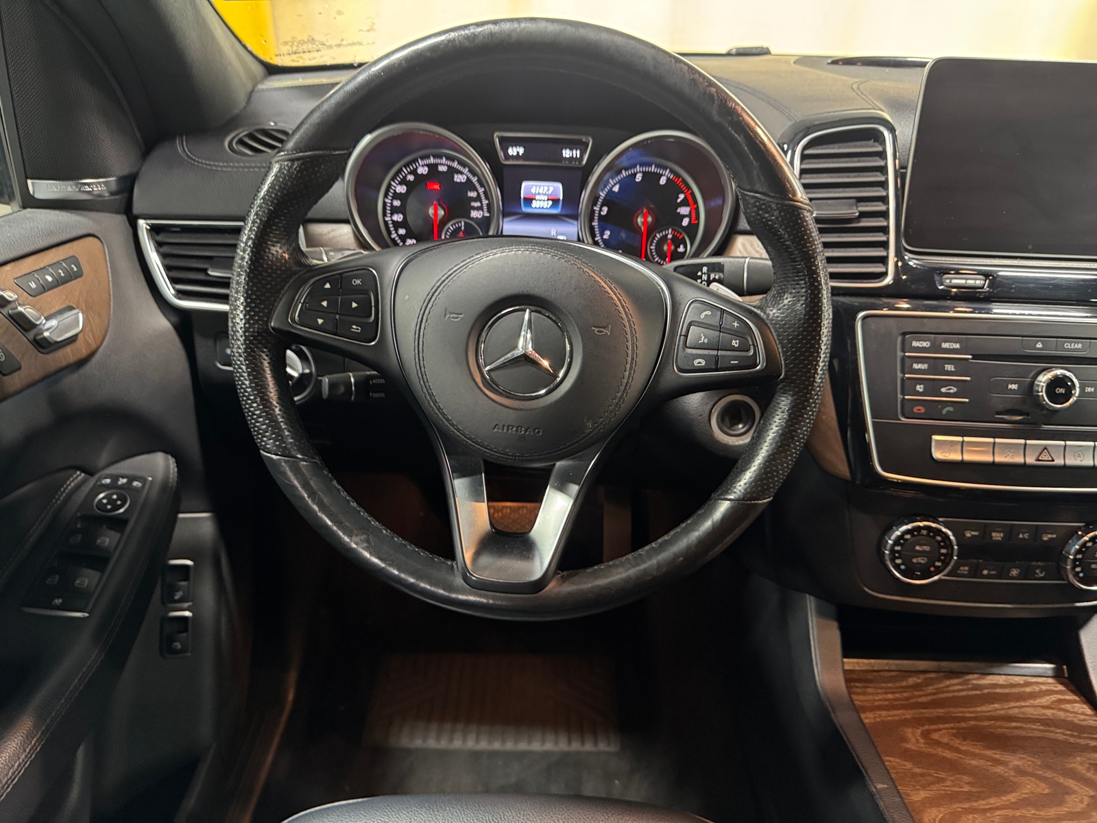 Thumbnail: 2019 Mercedes-Benz GLS - 4