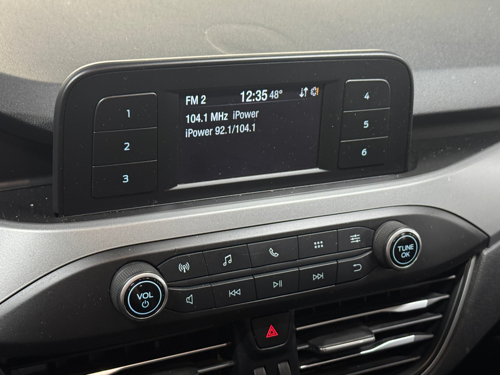 Thumbnail: 2020 Ford Escape - 4