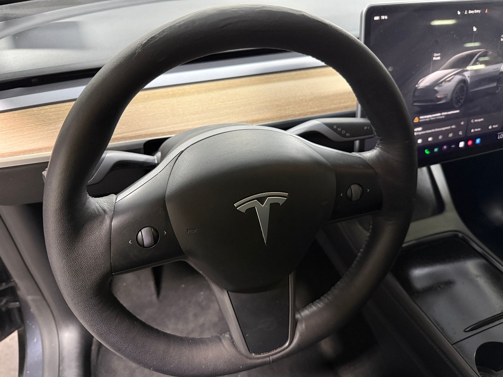 Thumbnail: 2022 Tesla Model Y - 4