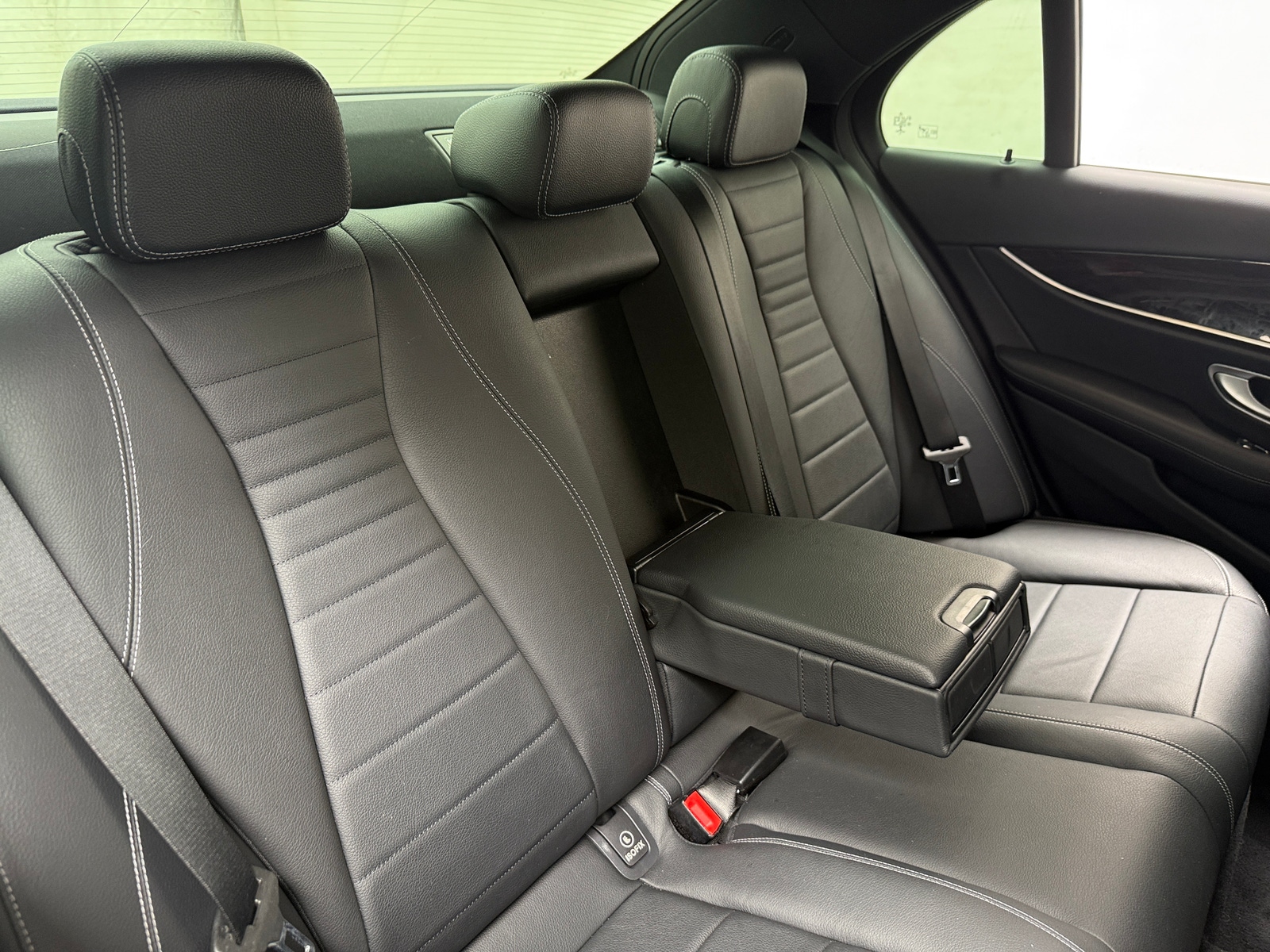 Thumbnail: 2017 Mercedes-Benz E-Class - 5