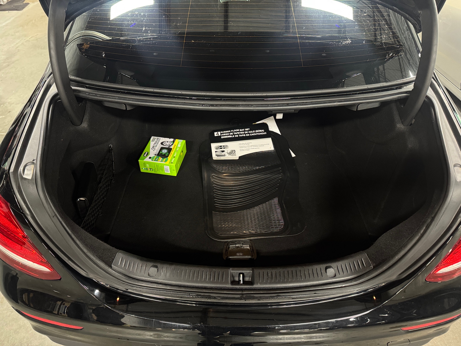 Thumbnail: 2017 Mercedes-Benz E-Class - 6