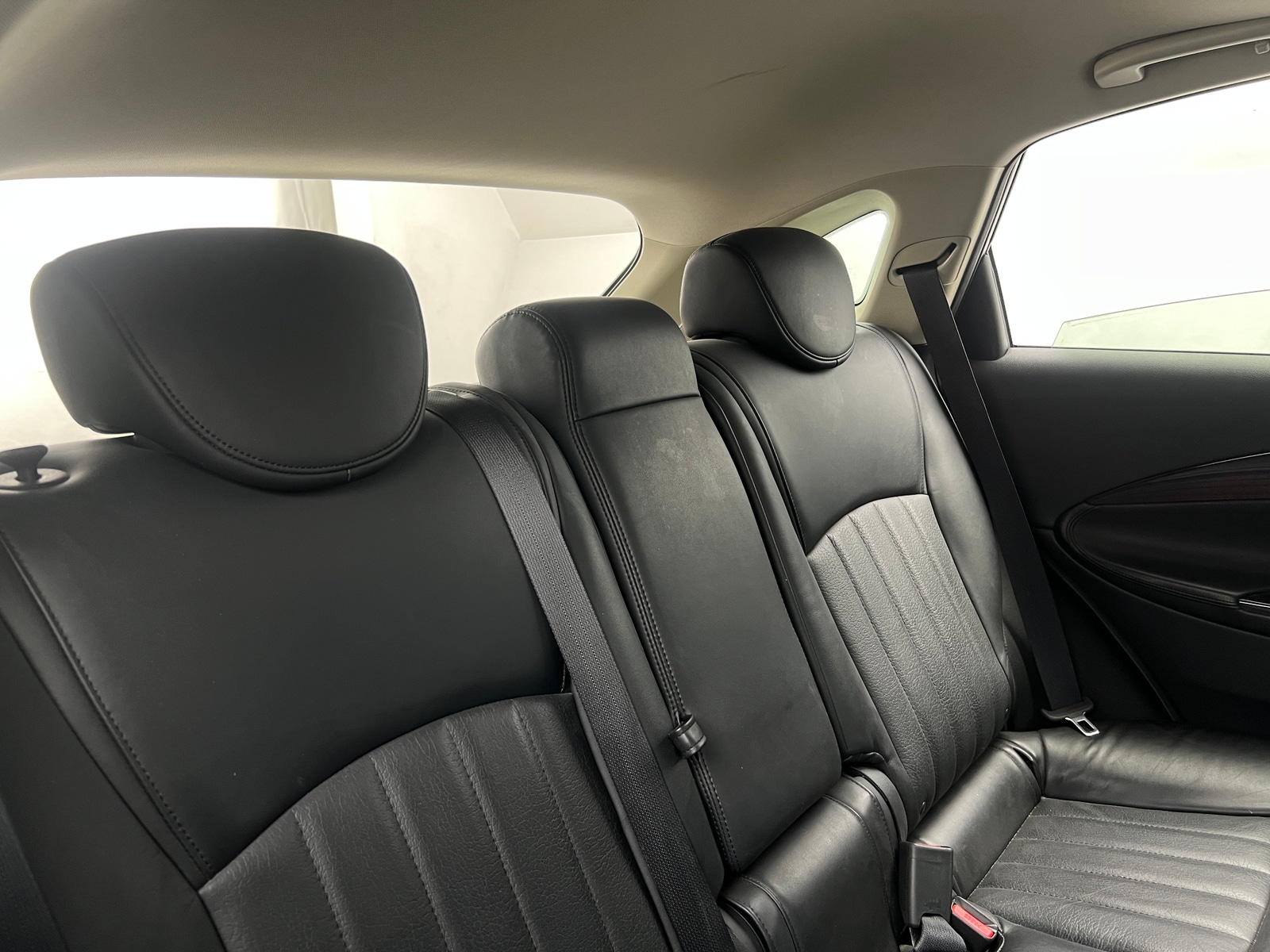 Thumbnail: 2017 INFINITI QX50 - 5