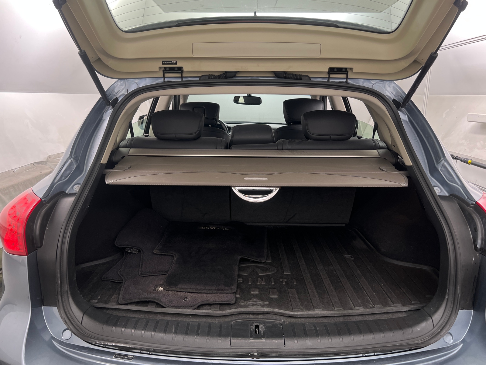 Thumbnail: 2017 INFINITI QX50 - 6