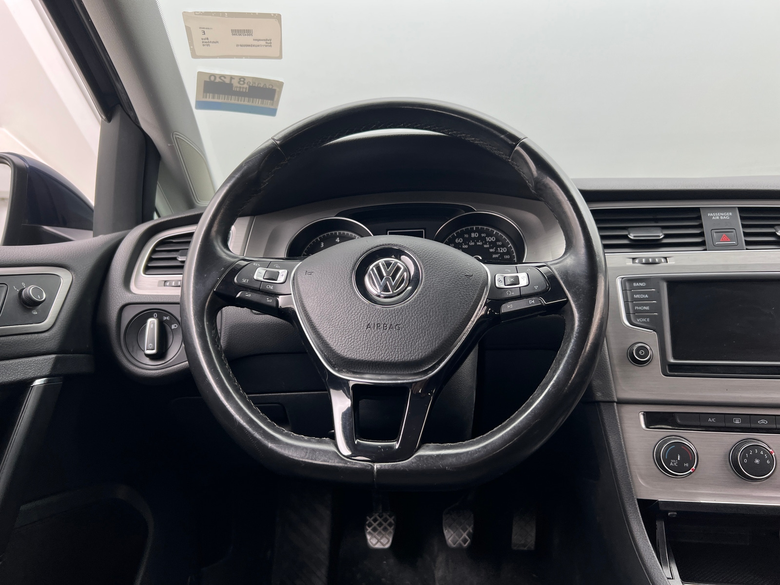 Thumbnail: 2016 Volkswagen Golf - 5