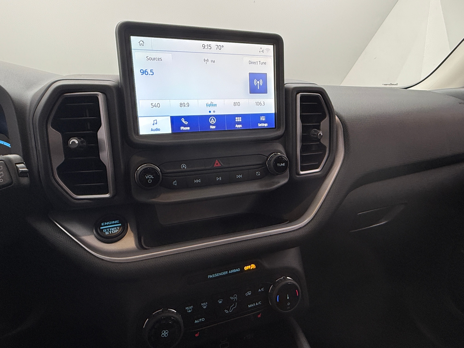 Thumbnail: 2023 Ford Bronco Sport - 4