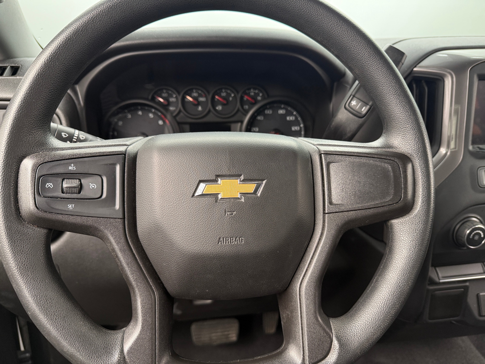 Thumbnail: 2020 Chevrolet Silverado 1500 - 5