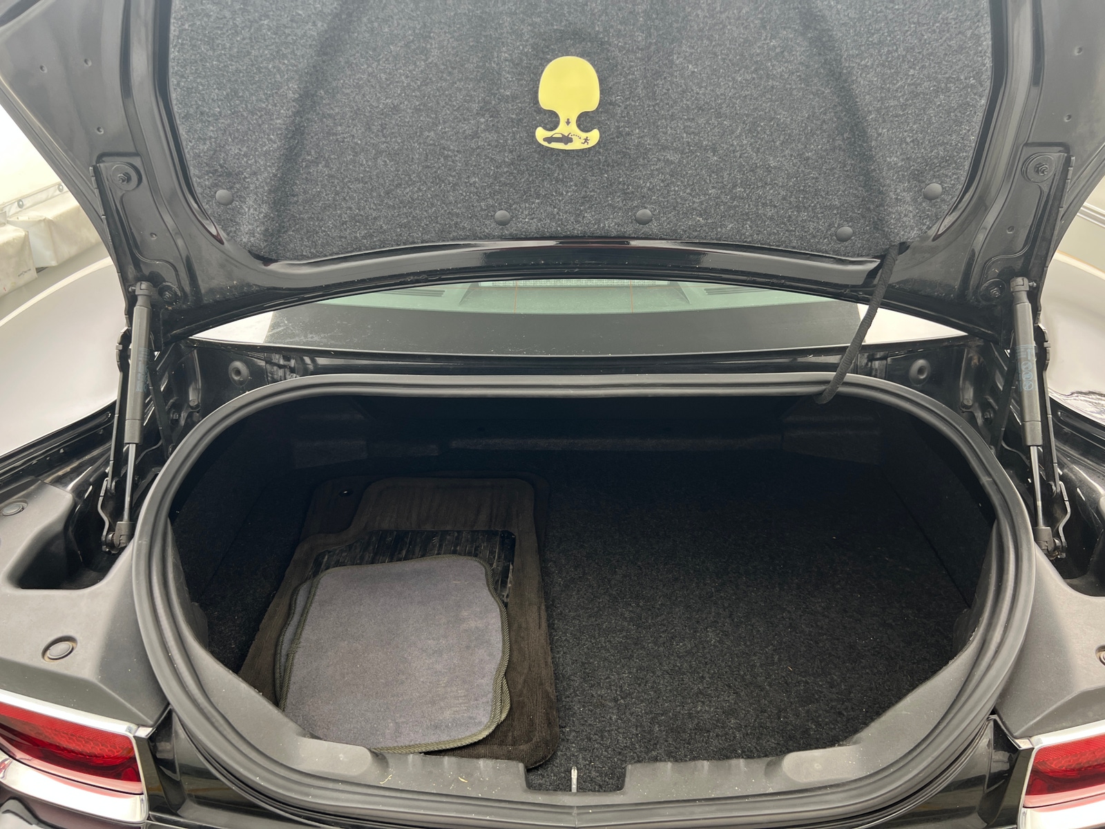 Thumbnail: 2010 Chevrolet Camaro - 4