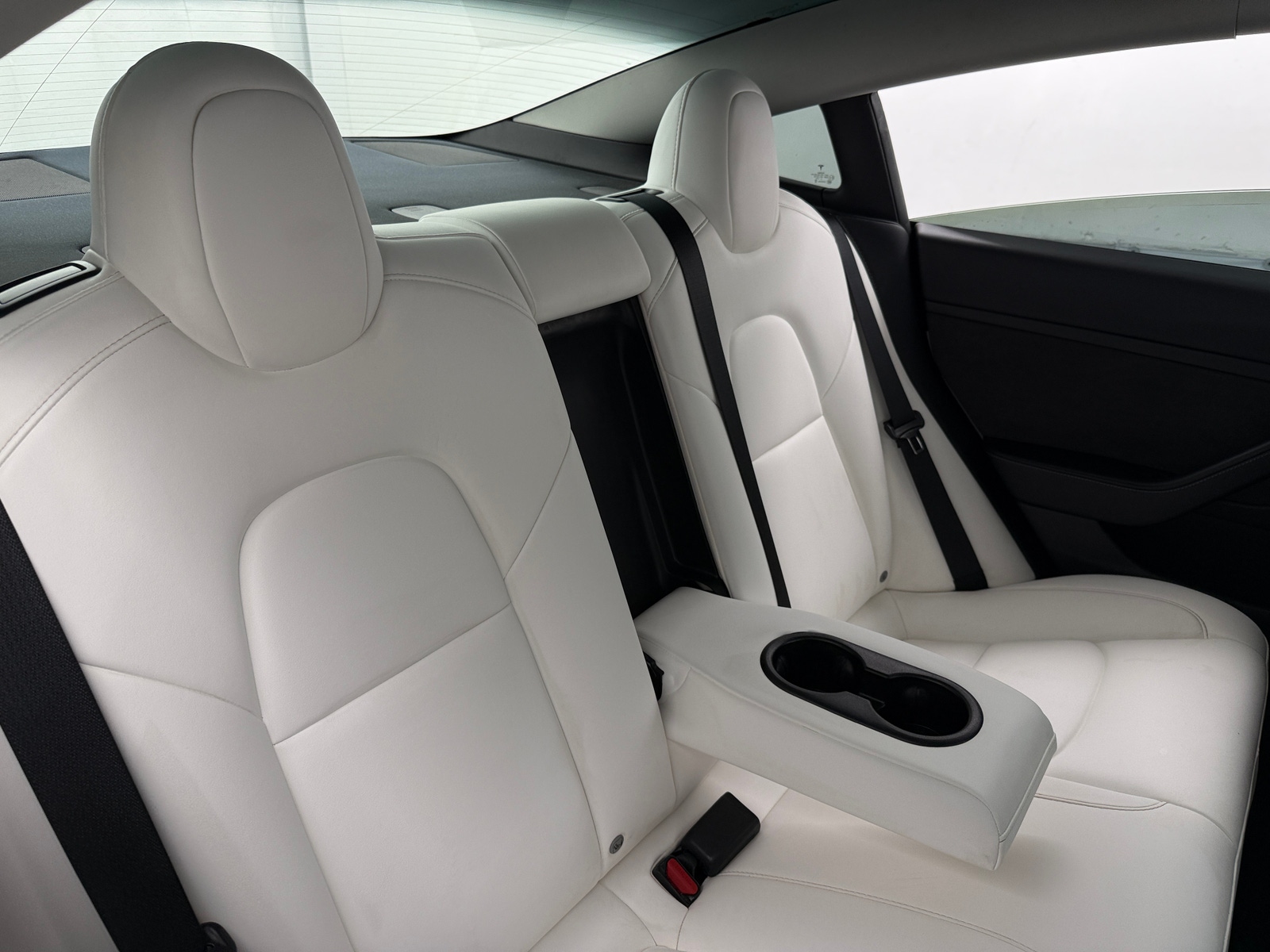 Thumbnail: 2022 Tesla Model 3 - 5