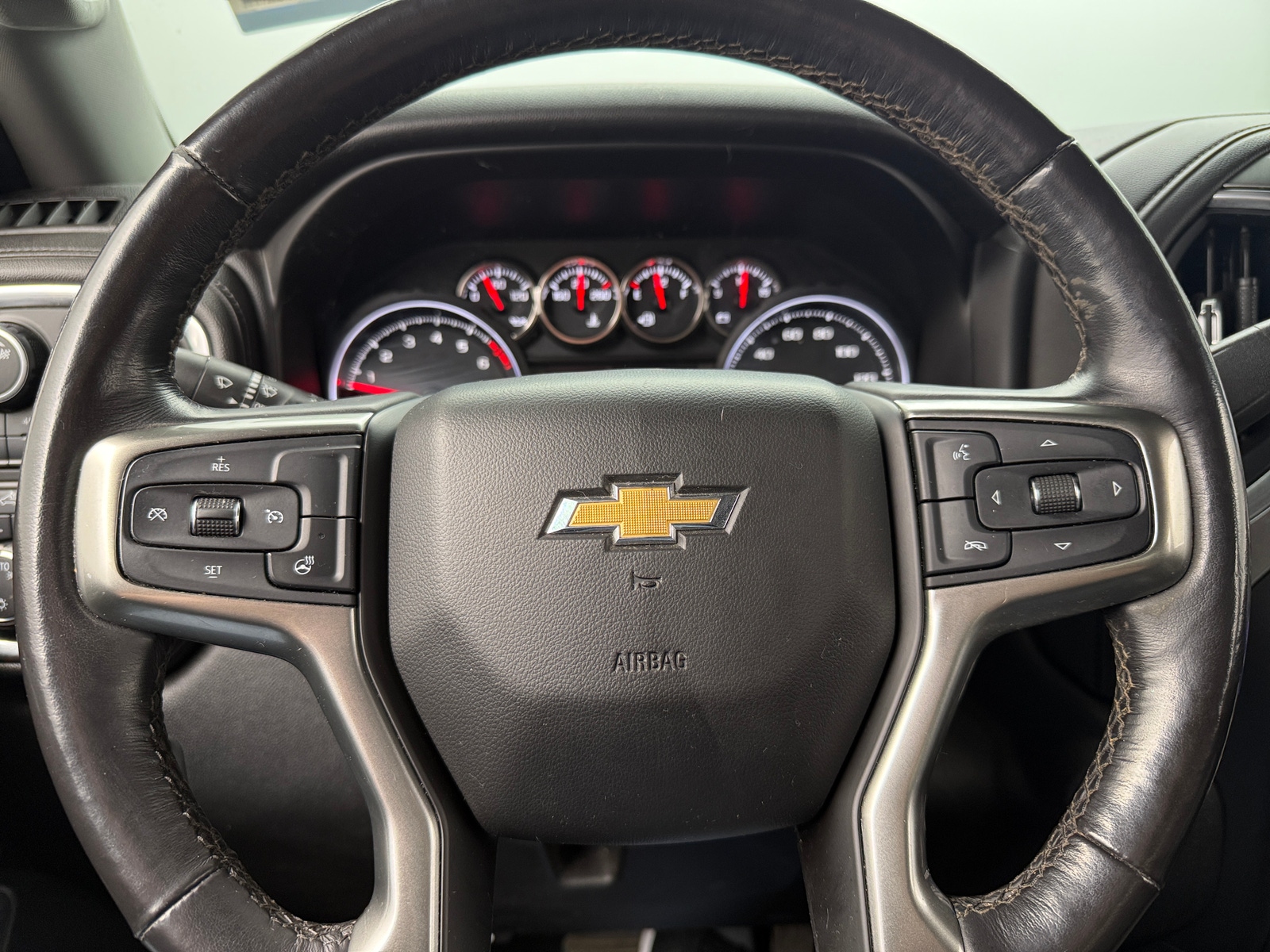 Thumbnail: 2019 Chevrolet Silverado 1500 - 5