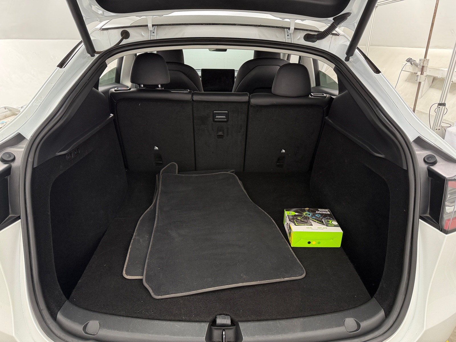 Thumbnail: 2023 Tesla Model Y - 6