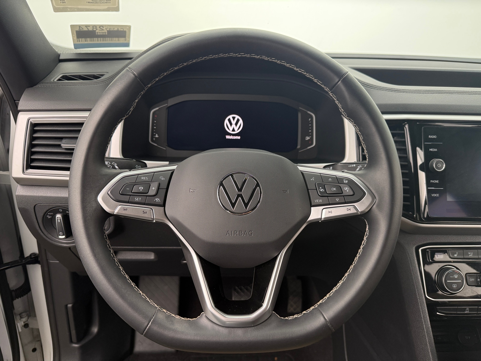 Thumbnail: 2021 Volkswagen Atlas - 4