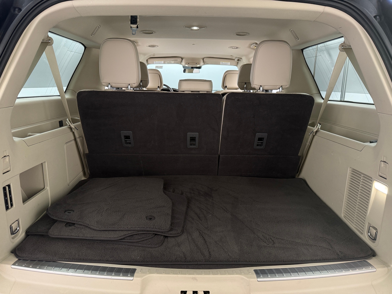 Thumbnail: 2019 Lincoln Navigator L - 6