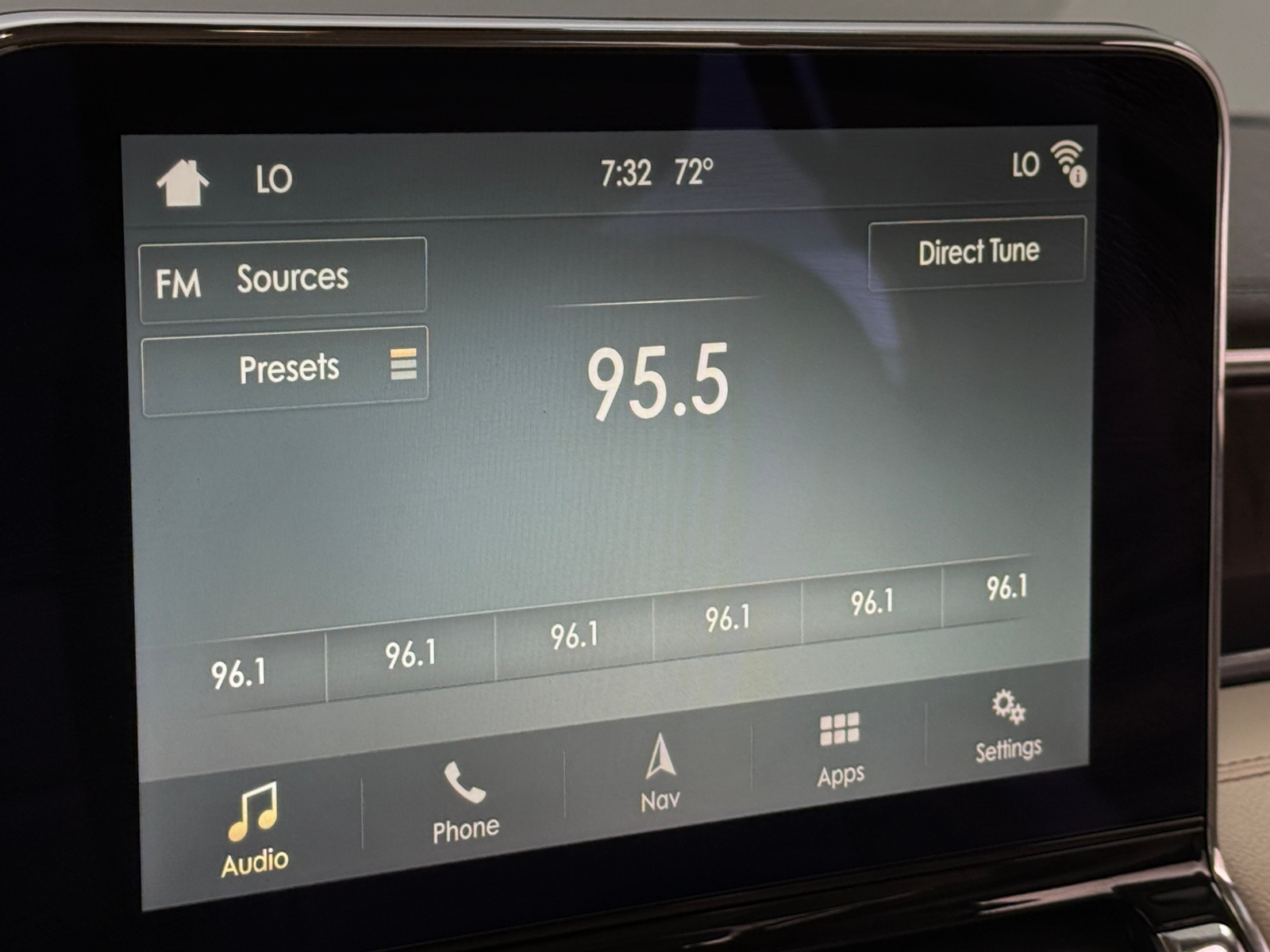 Thumbnail: 2019 Lincoln Navigator L - 3