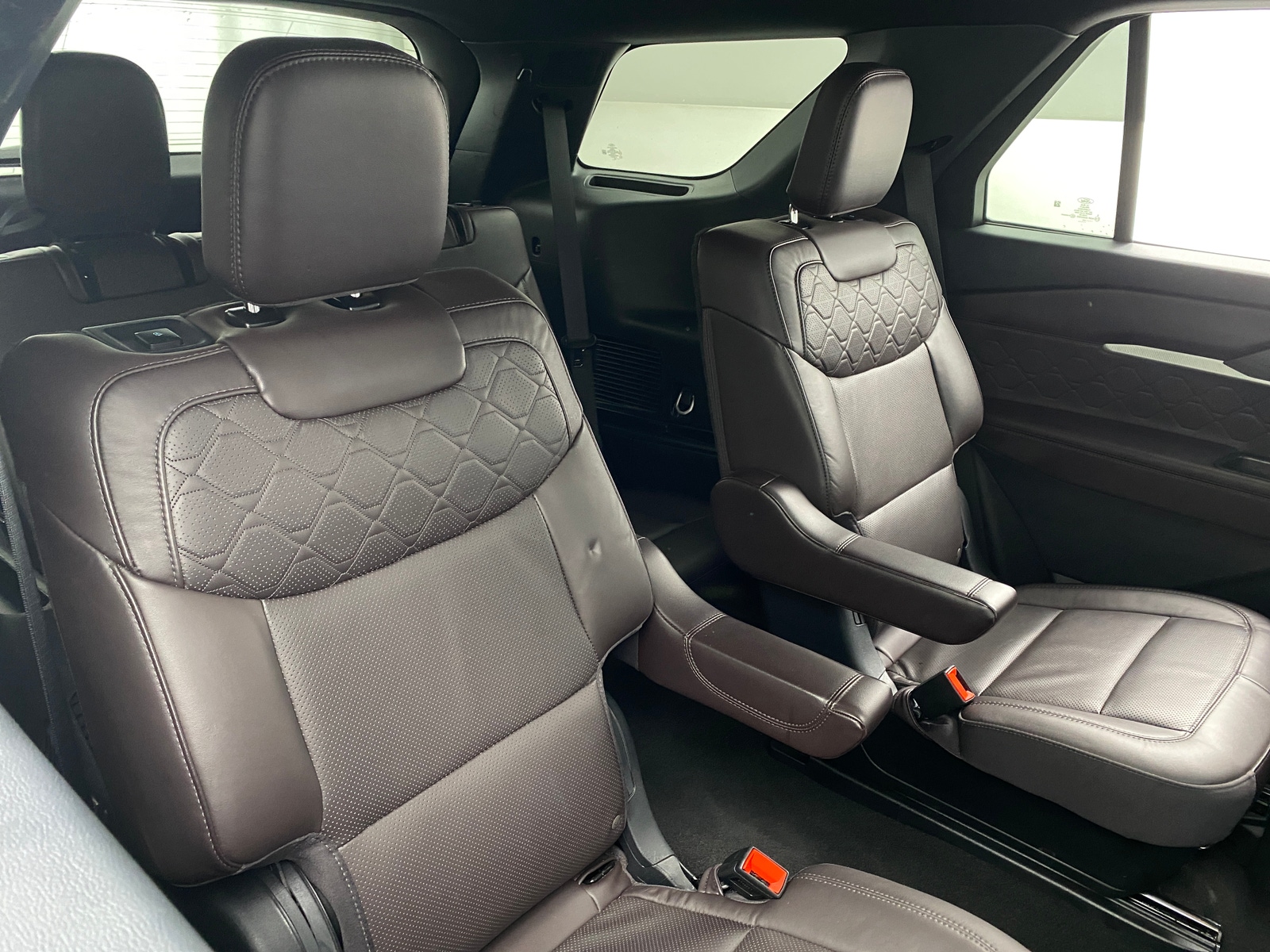 Thumbnail: 2025 Ford Explorer - 5