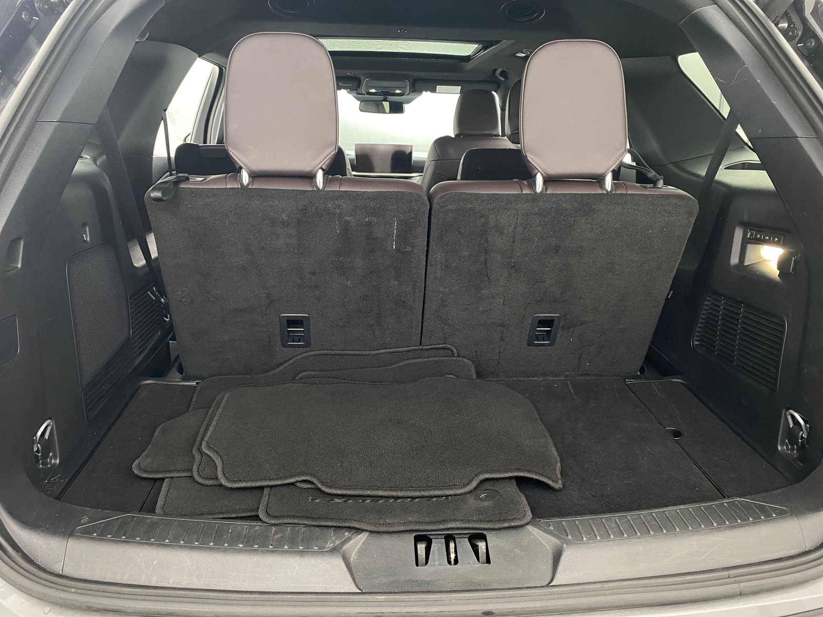 Thumbnail: 2025 Ford Explorer - 6