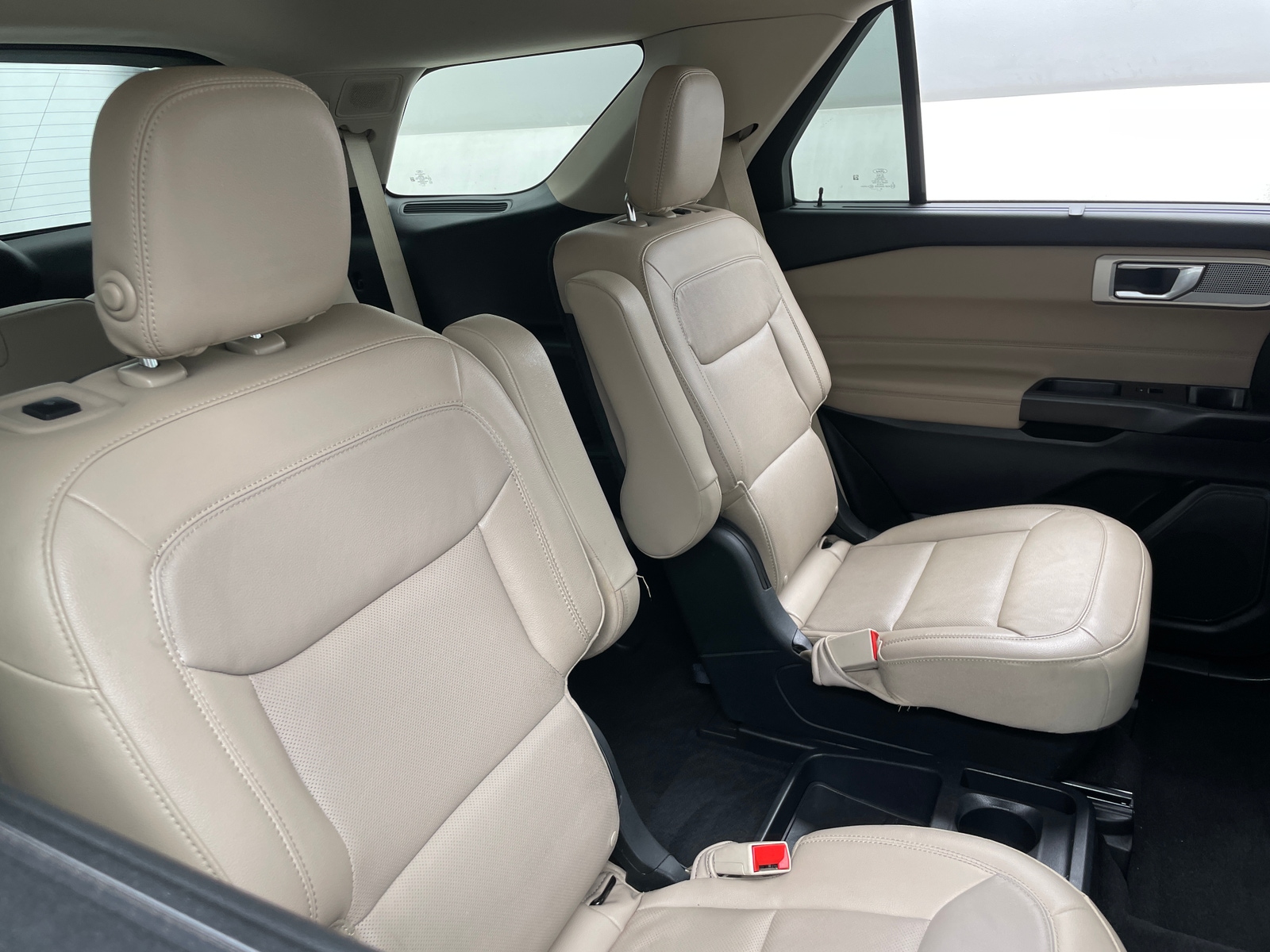 Thumbnail: 2020 Ford Explorer - 5