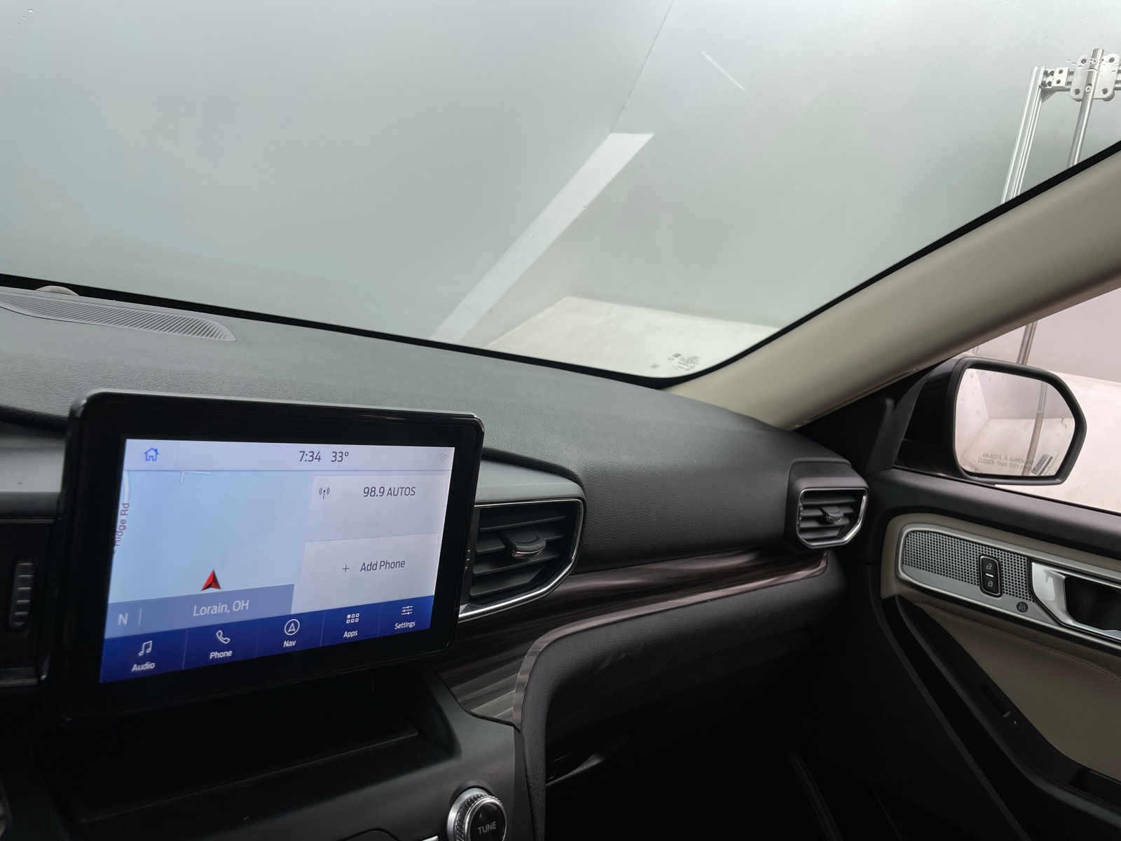 Thumbnail: 2020 Ford Explorer - 3