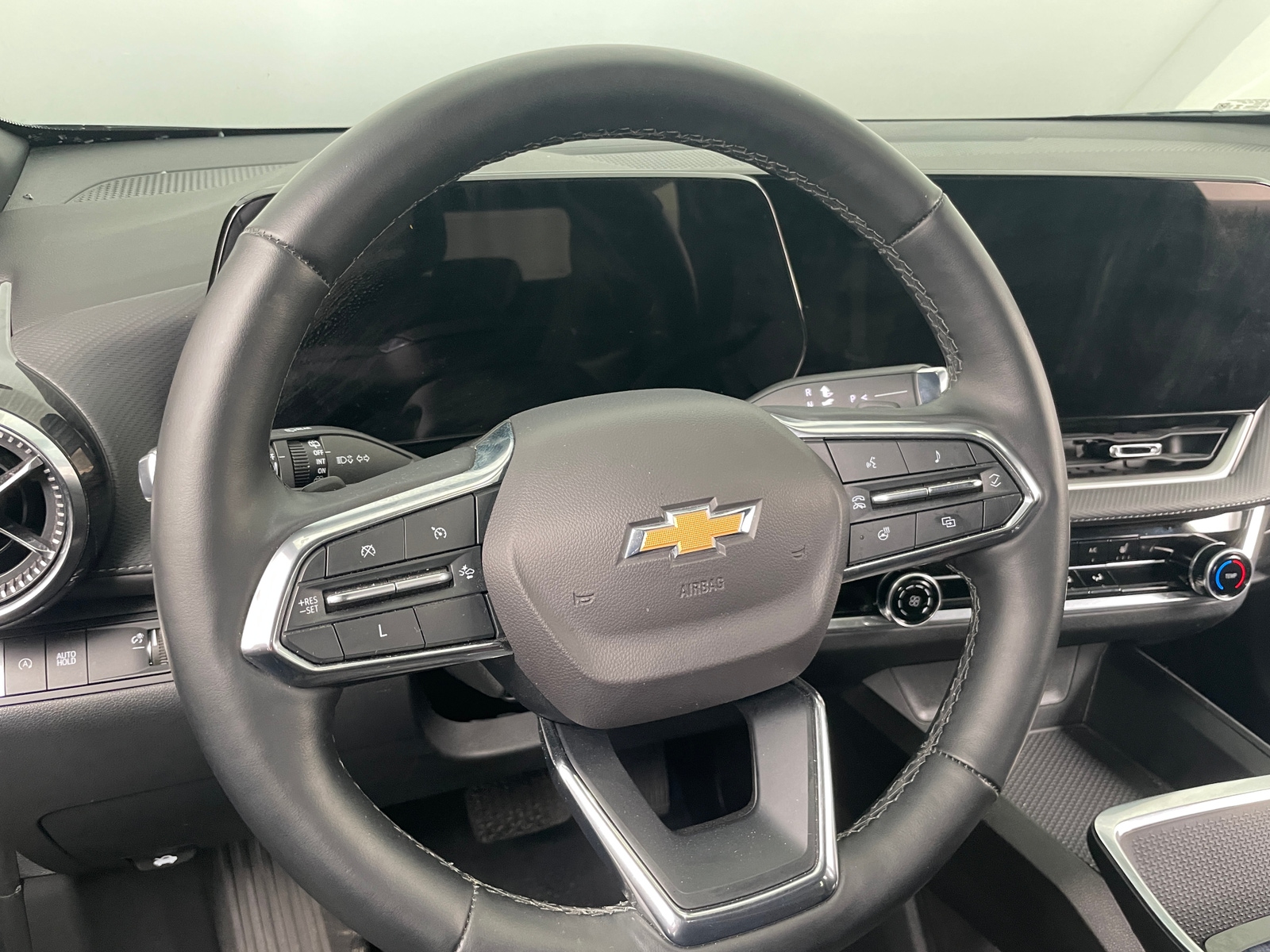 Thumbnail: 2025 Chevrolet Equinox - 5