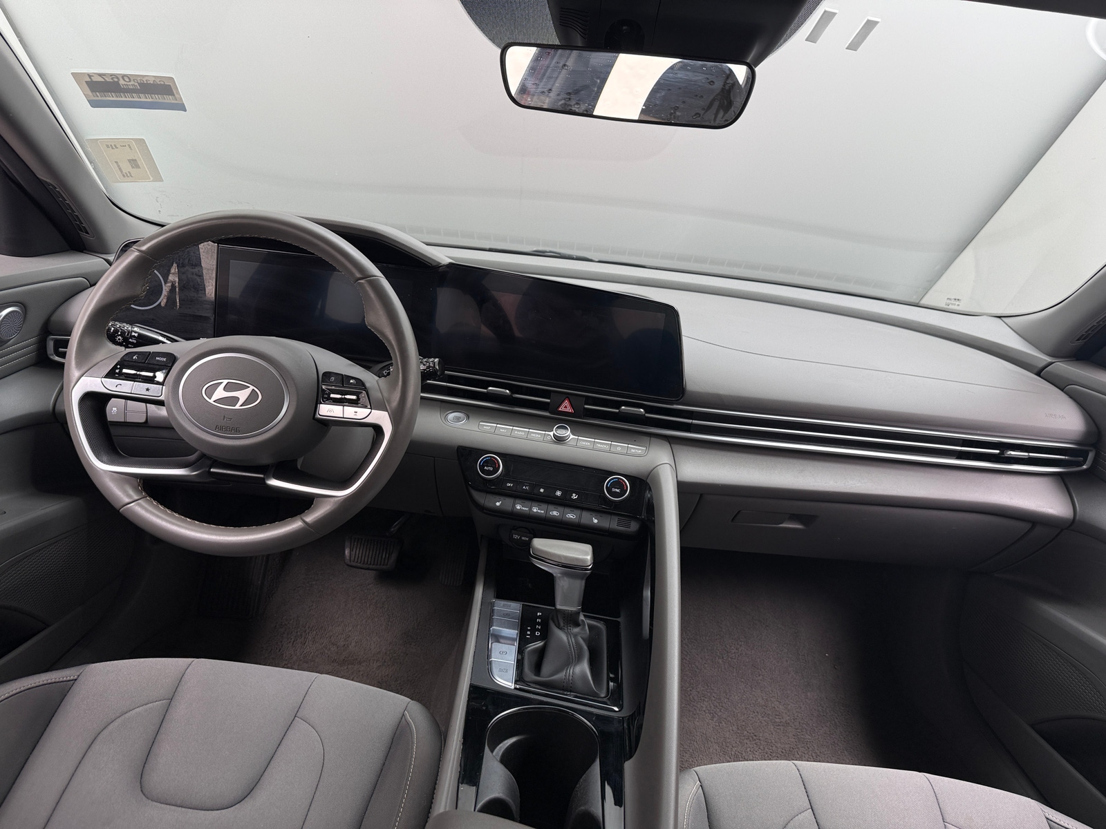 Thumbnail: 2025 Hyundai Elantra - 3