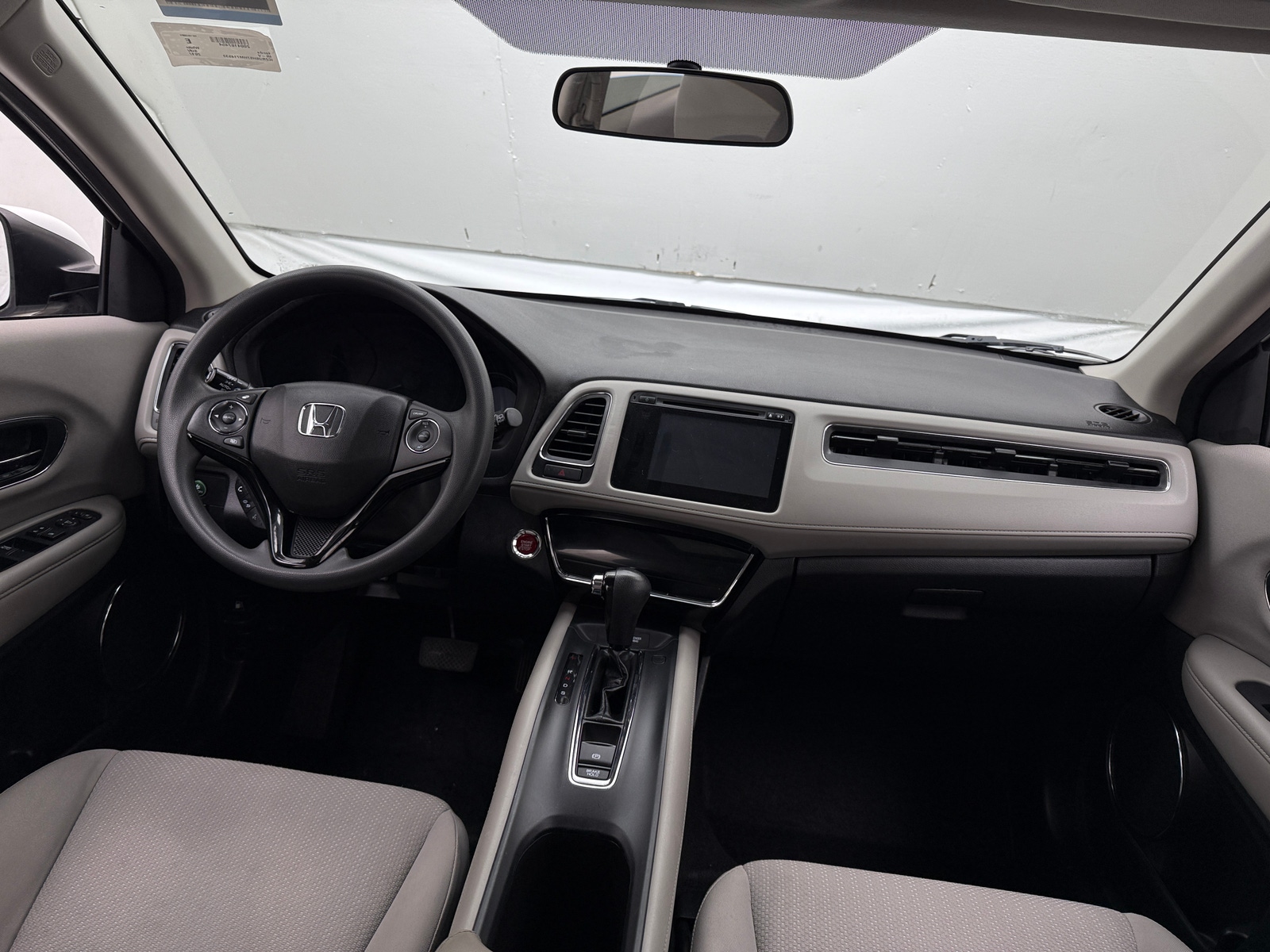 Thumbnail: 2017 Honda HR-V - 3