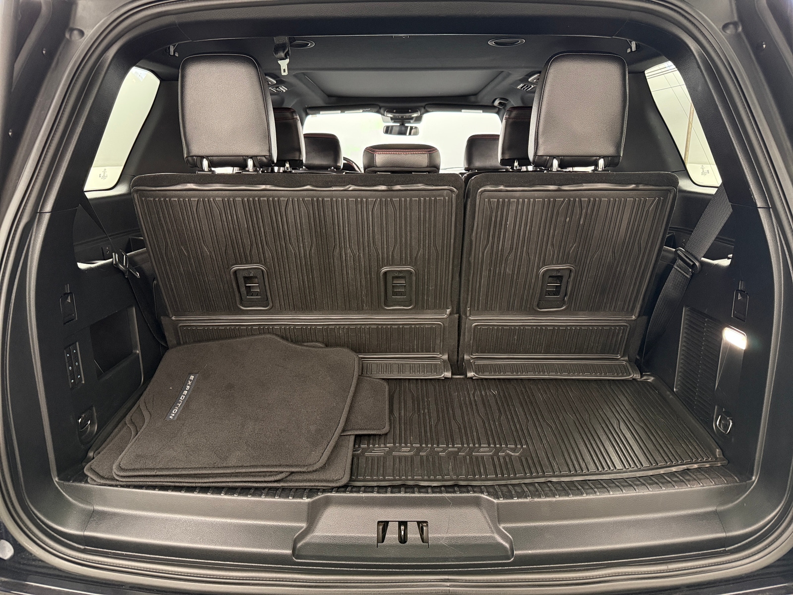 Thumbnail: 2021 Ford Expedition - 6