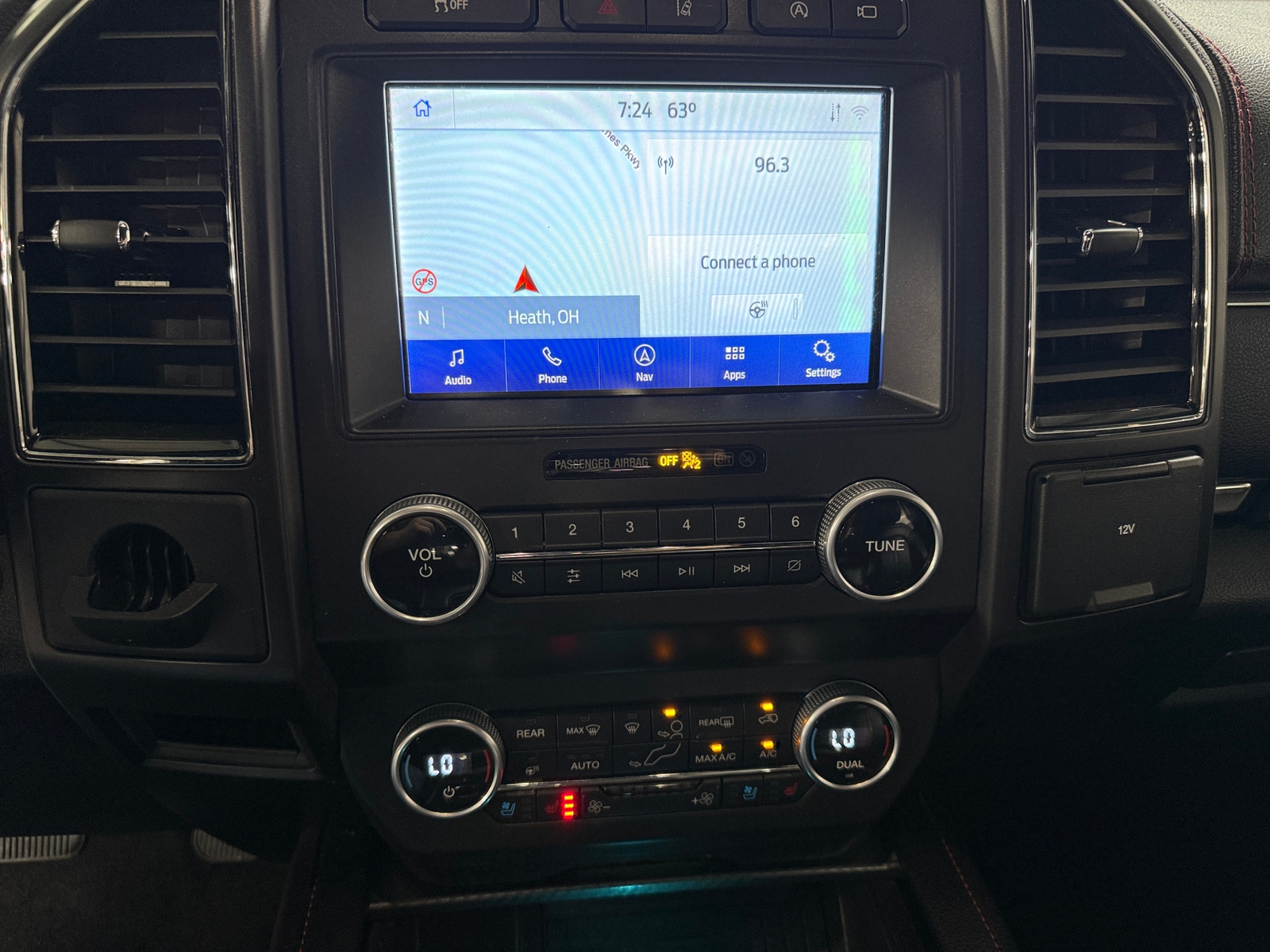 Thumbnail: 2021 Ford Expedition - 3