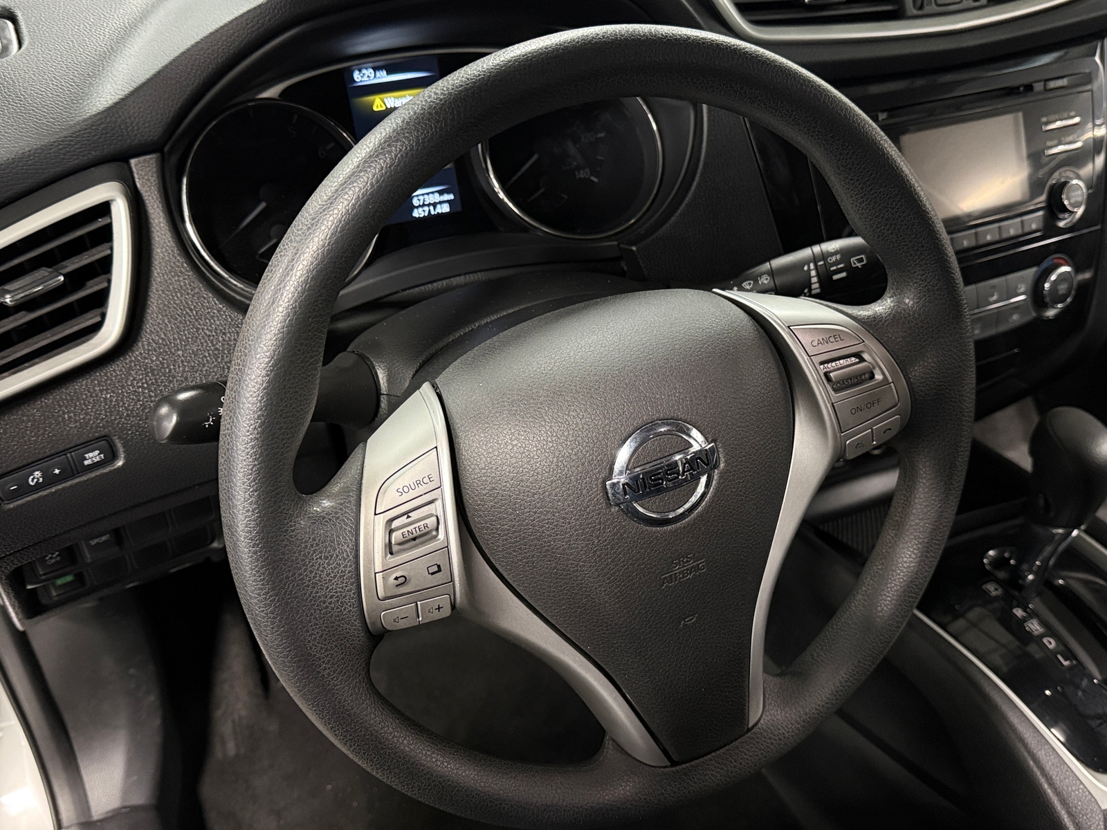 Thumbnail: 2016 Nissan Rogue - 5