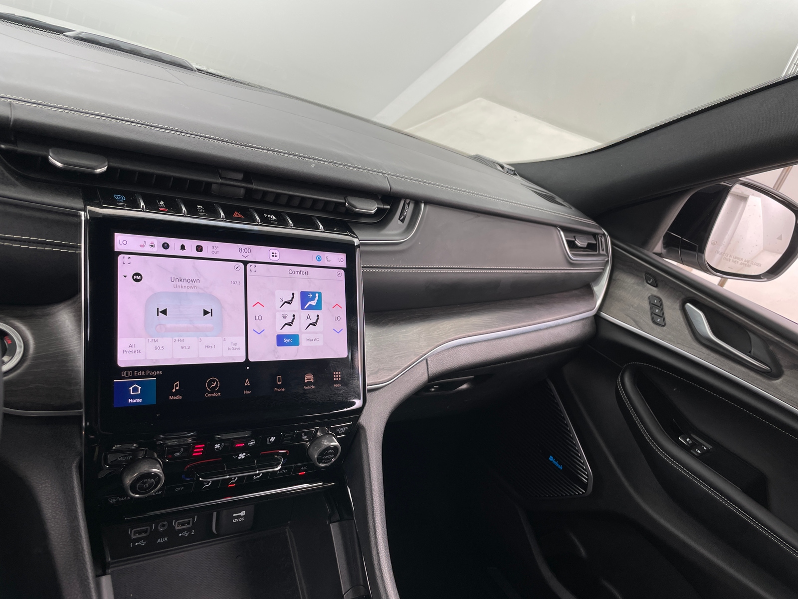 Thumbnail: 2022 Jeep Grand Cherokee - 3