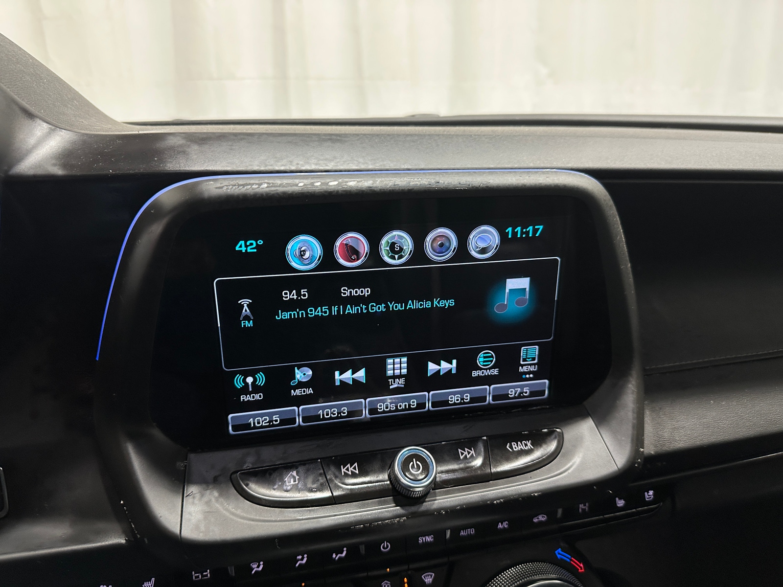 Thumbnail: 2016 Chevrolet Camaro - 3