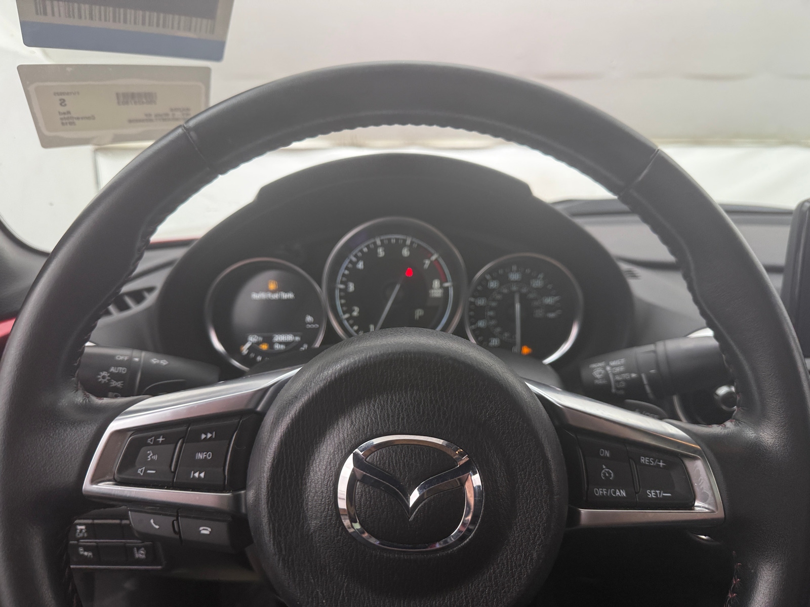 Thumbnail: 2018 Mazda MX-5 Miata - 4