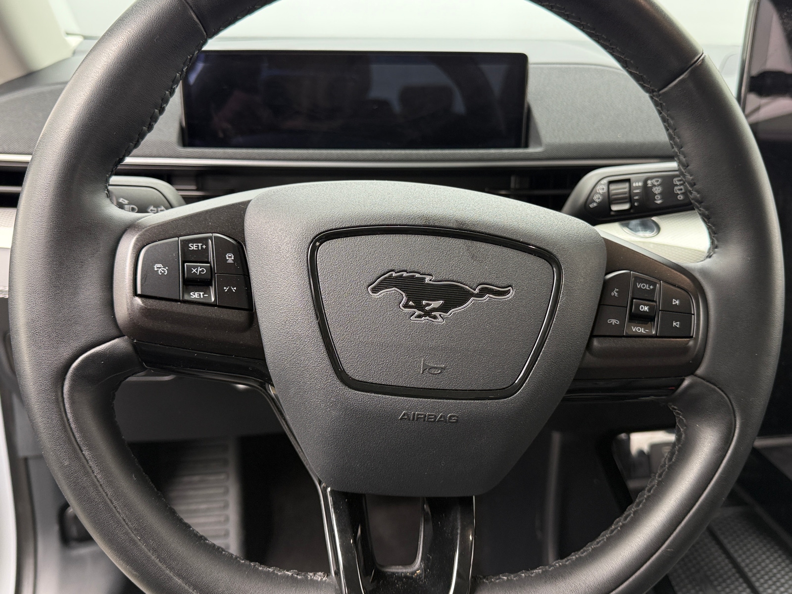 Thumbnail: 2021 Ford Mustang Mach-E - 4