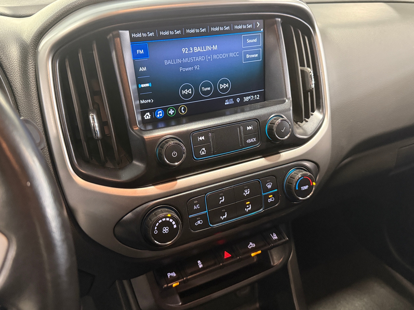 Thumbnail: 2021 Chevrolet Colorado - 4