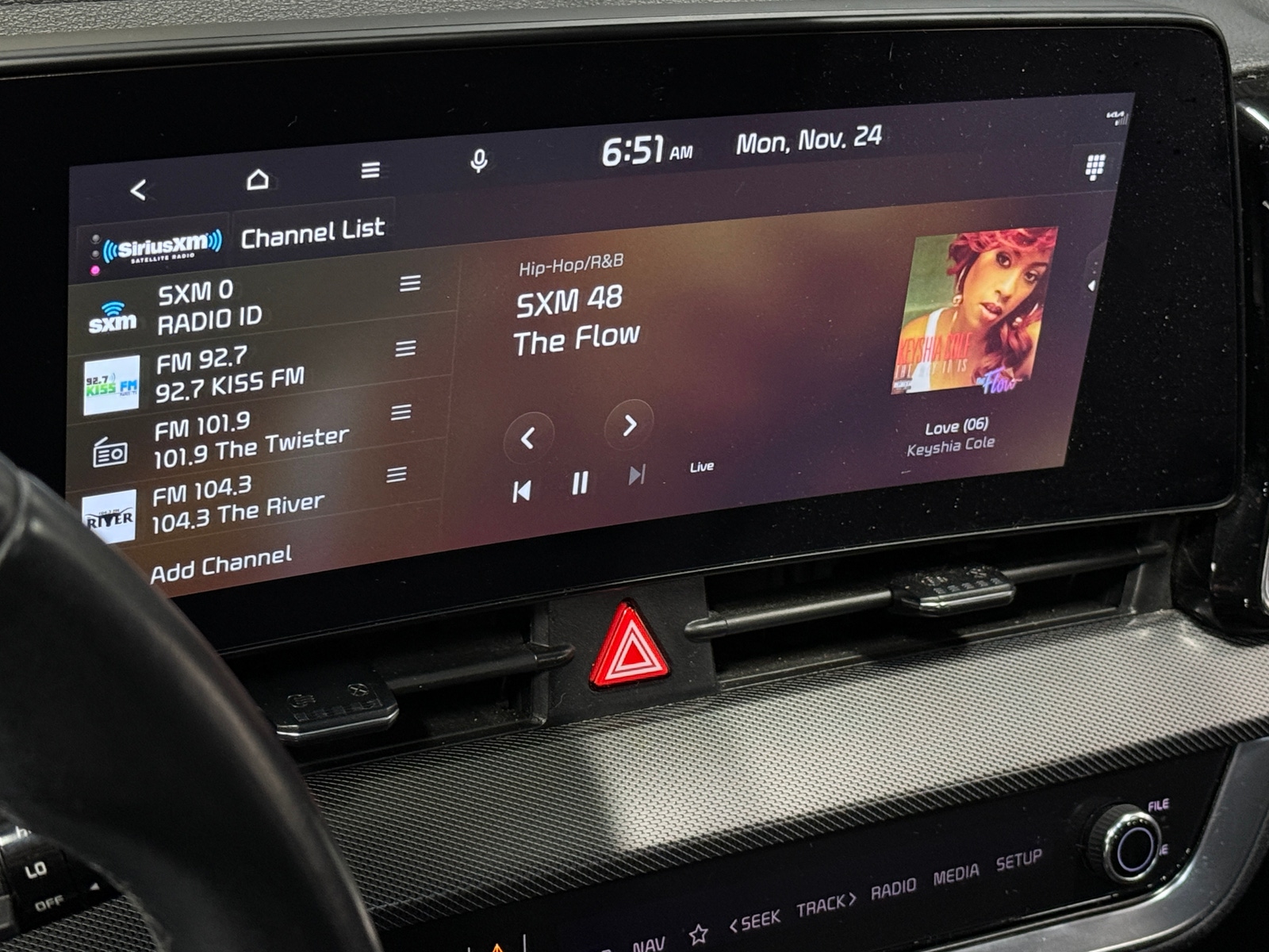 Thumbnail: 2023 Kia Sportage - 3