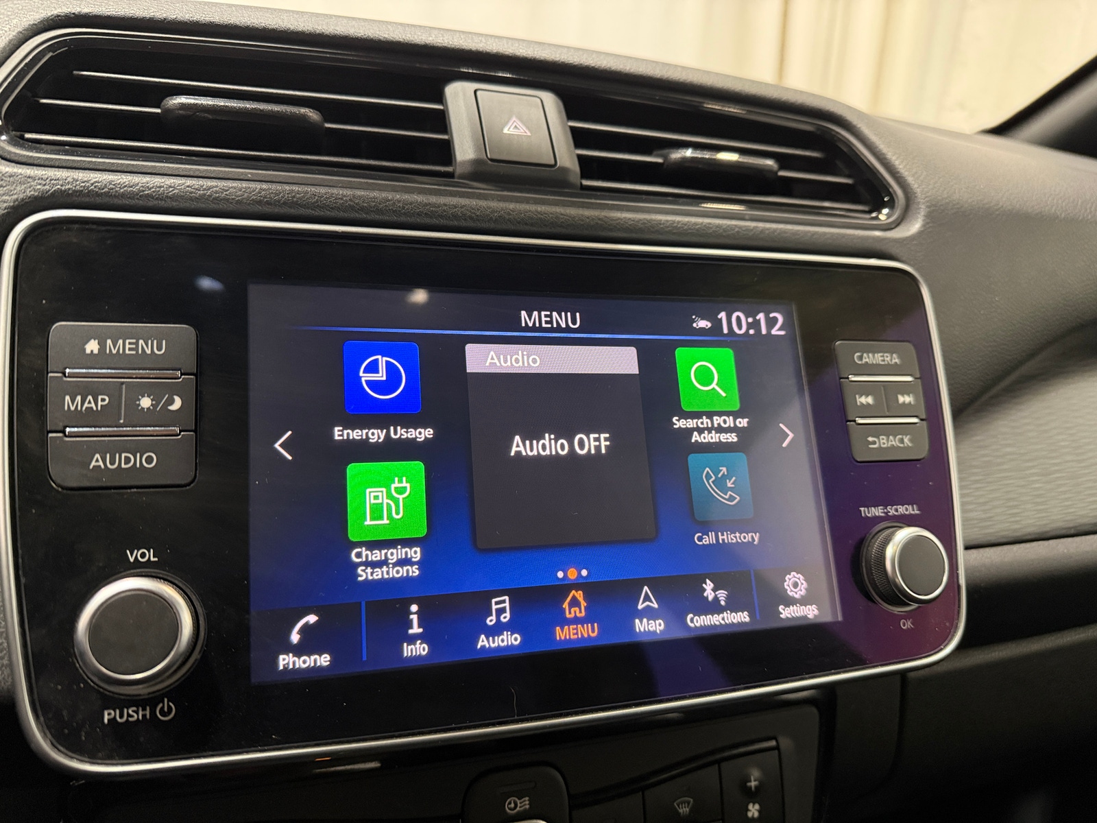 Thumbnail: 2021 Nissan Leaf - 4