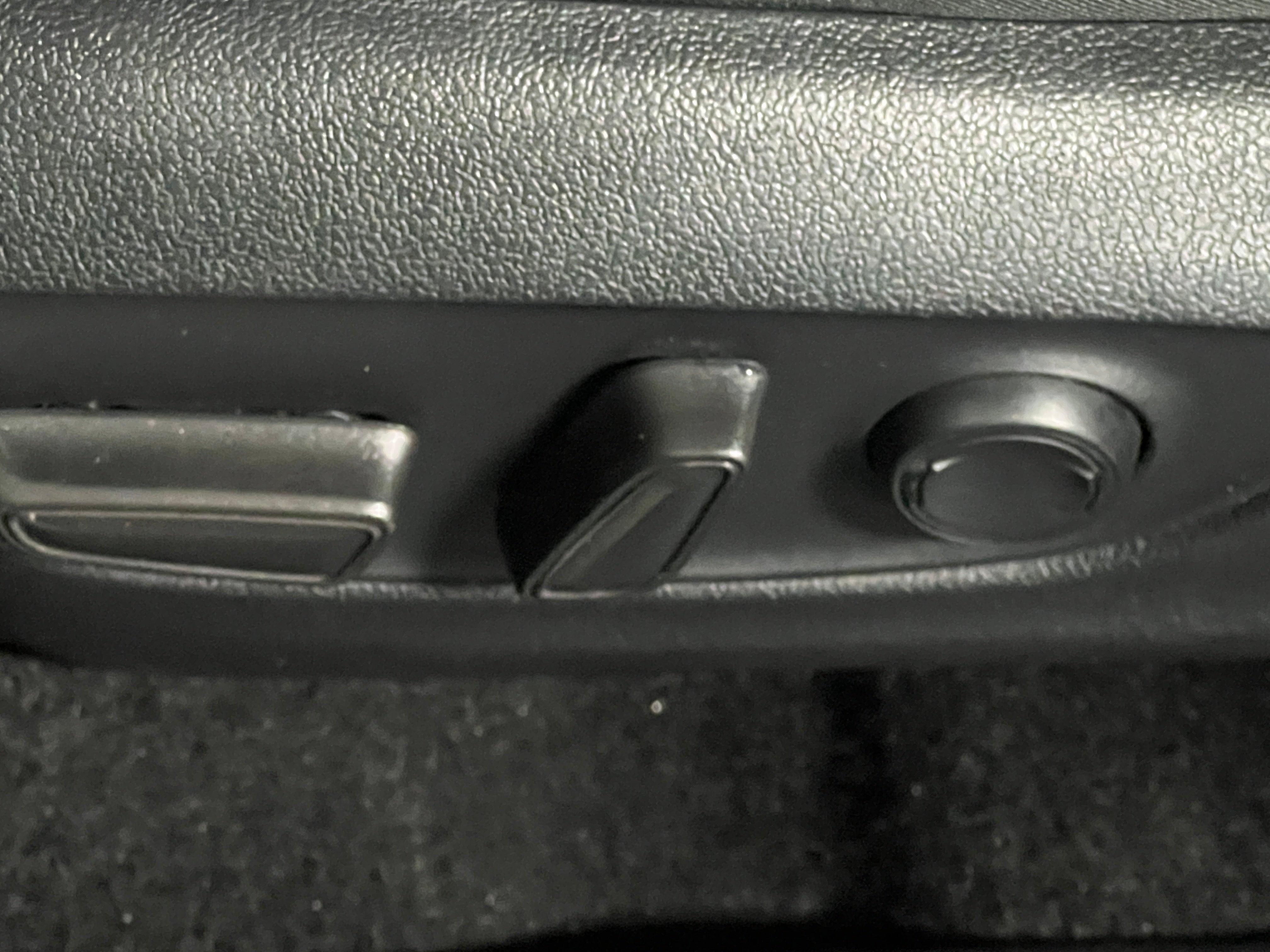 Used 2022 Toyota RAV4 SE with VIN 2T3T6RFV0NW032792 for sale in Northfield, Minnesota