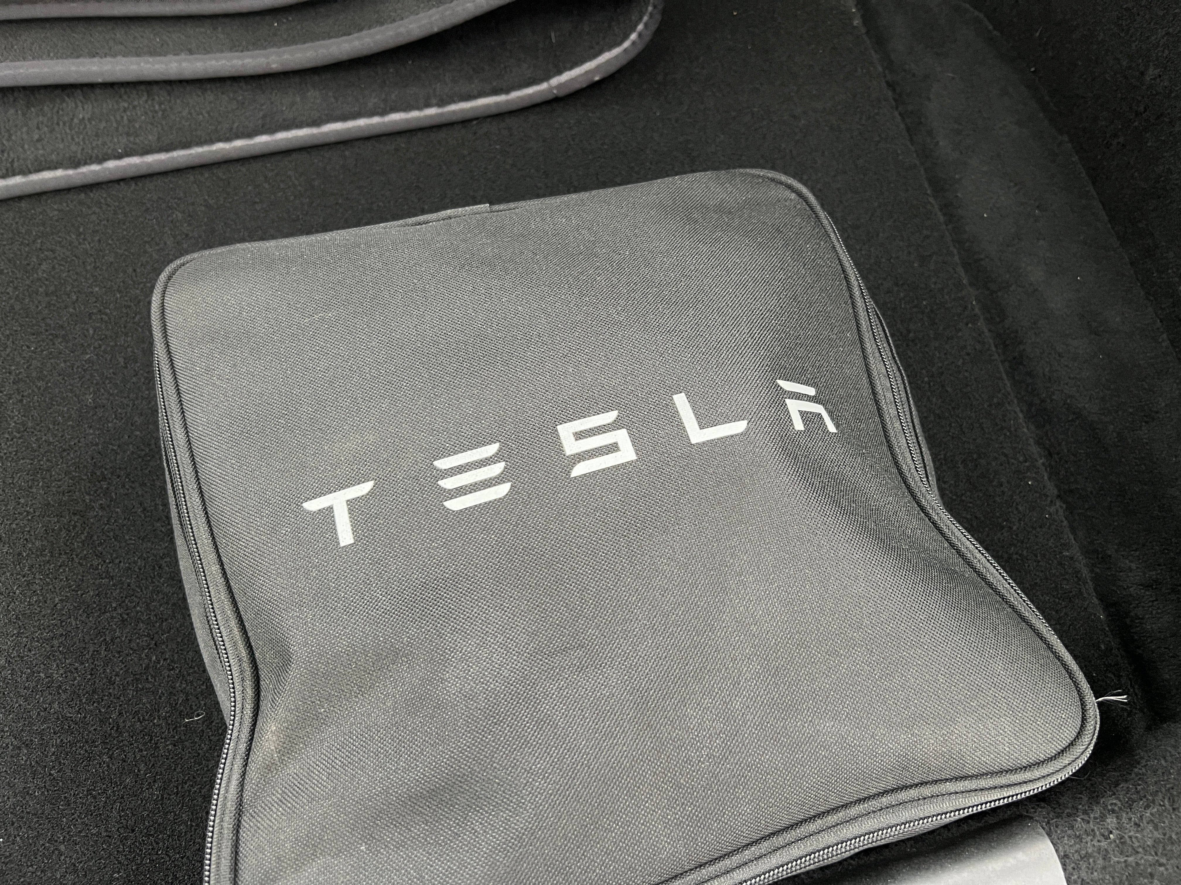 Used 2021 Tesla Model S Long Range Plus with VIN 5YJSA1E54MF456171 for sale in Oak Creek, WI