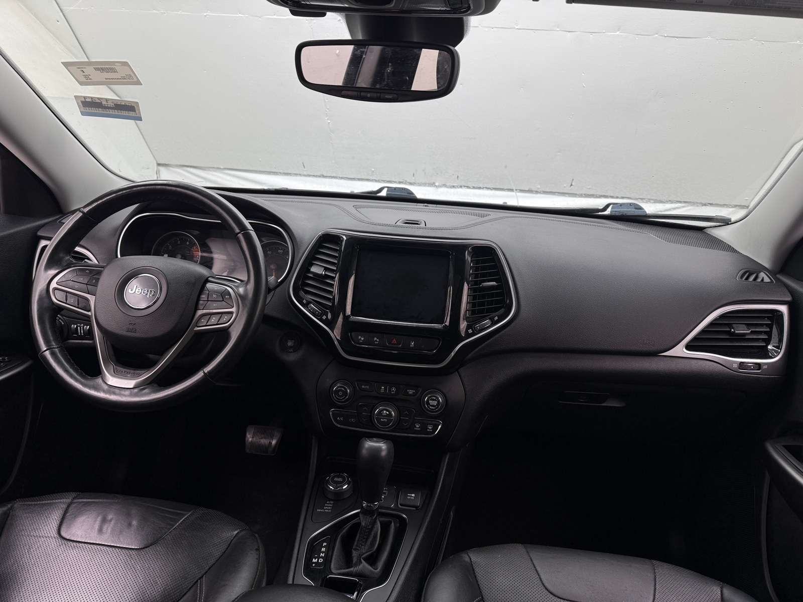 Thumbnail: 2019 Jeep Cherokee - 2