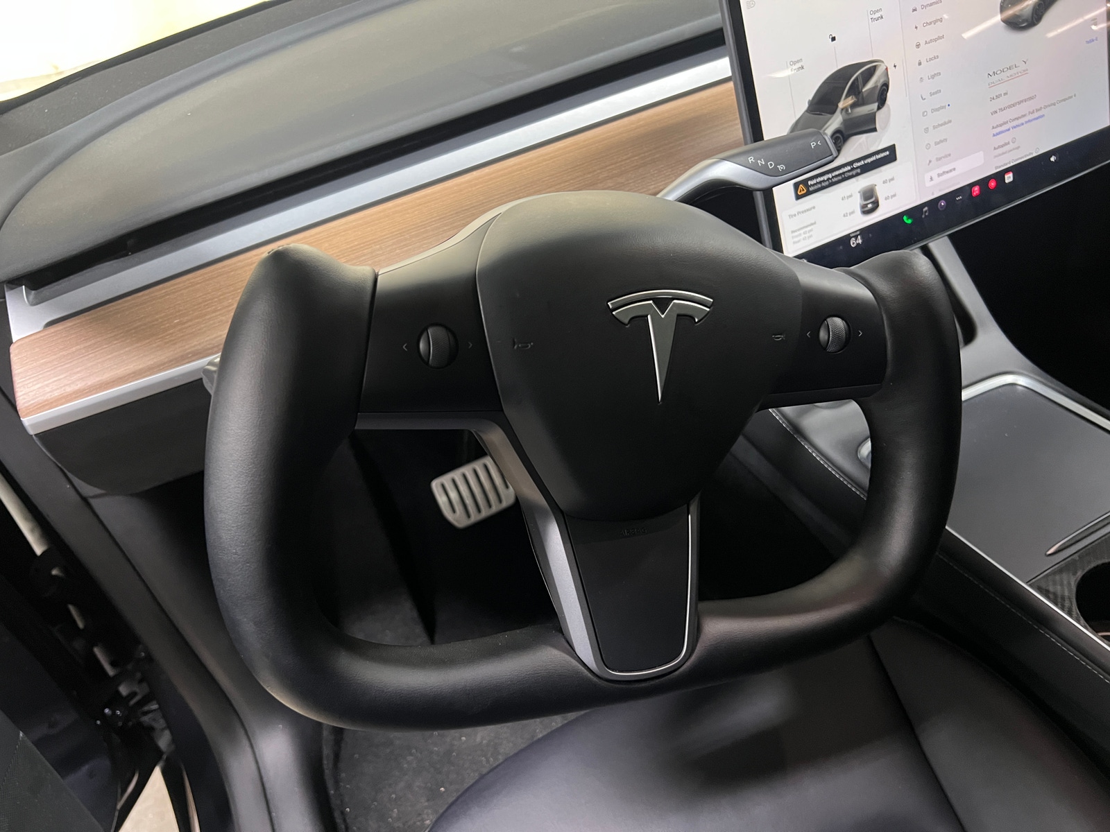 Thumbnail: 2023 Tesla Model Y - 4