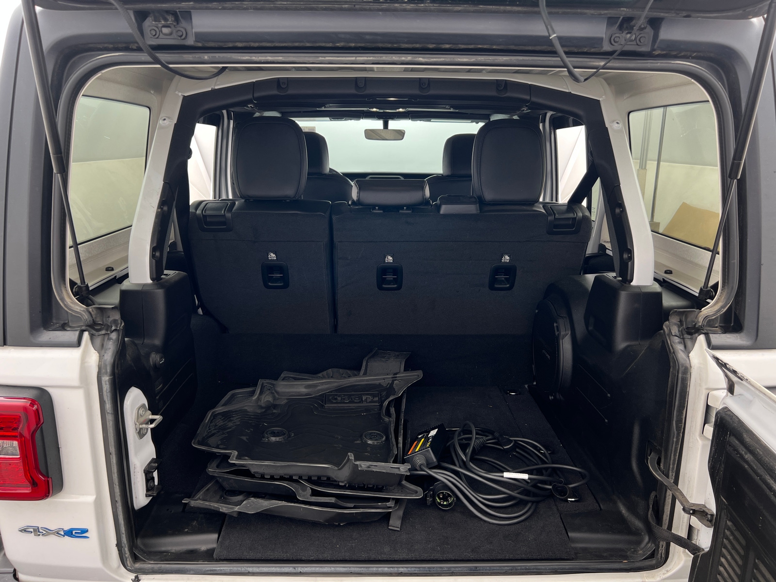 Thumbnail: 2023 Jeep Wrangler - 6