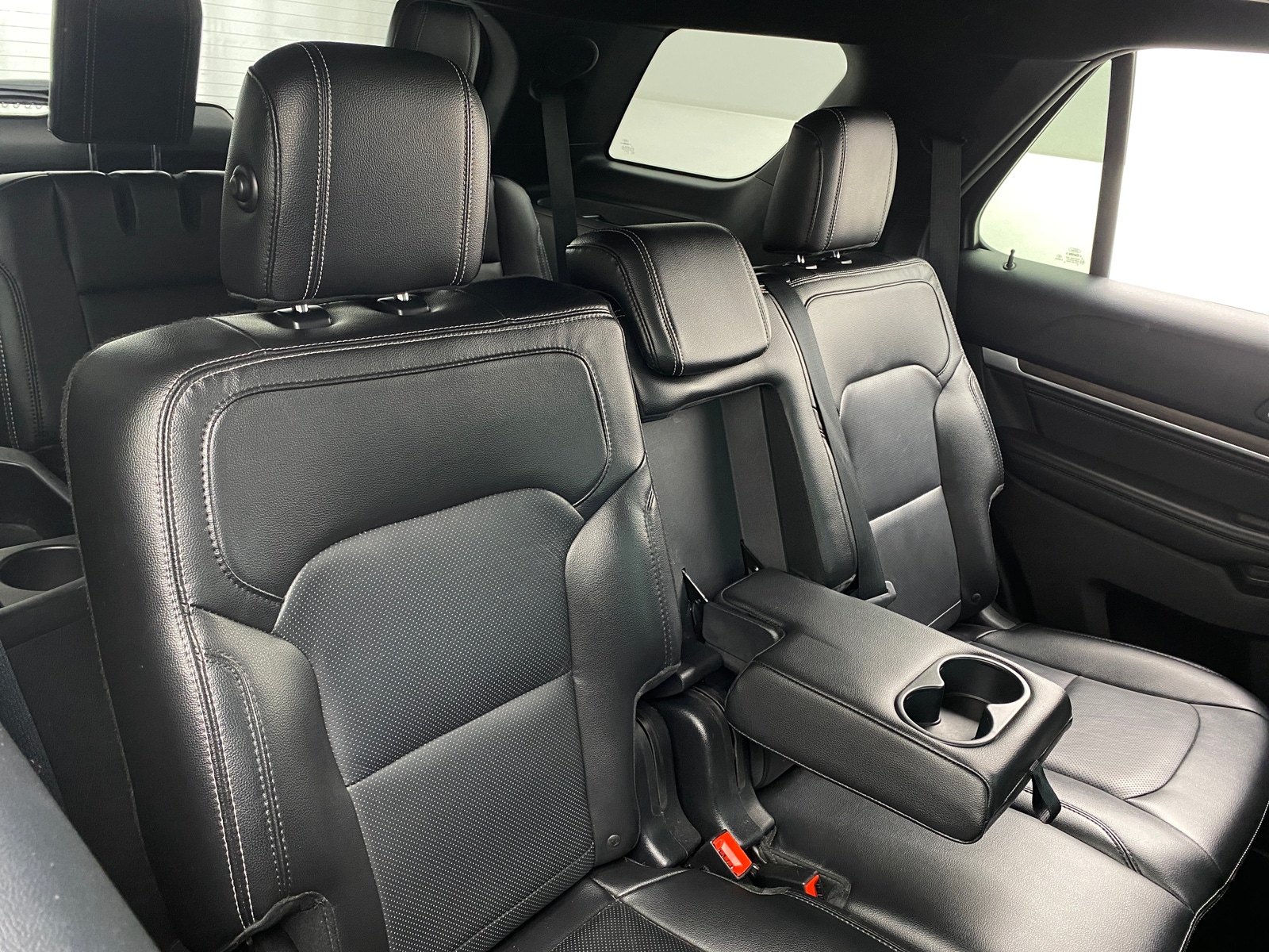 Thumbnail: 2016 Ford Explorer - 5