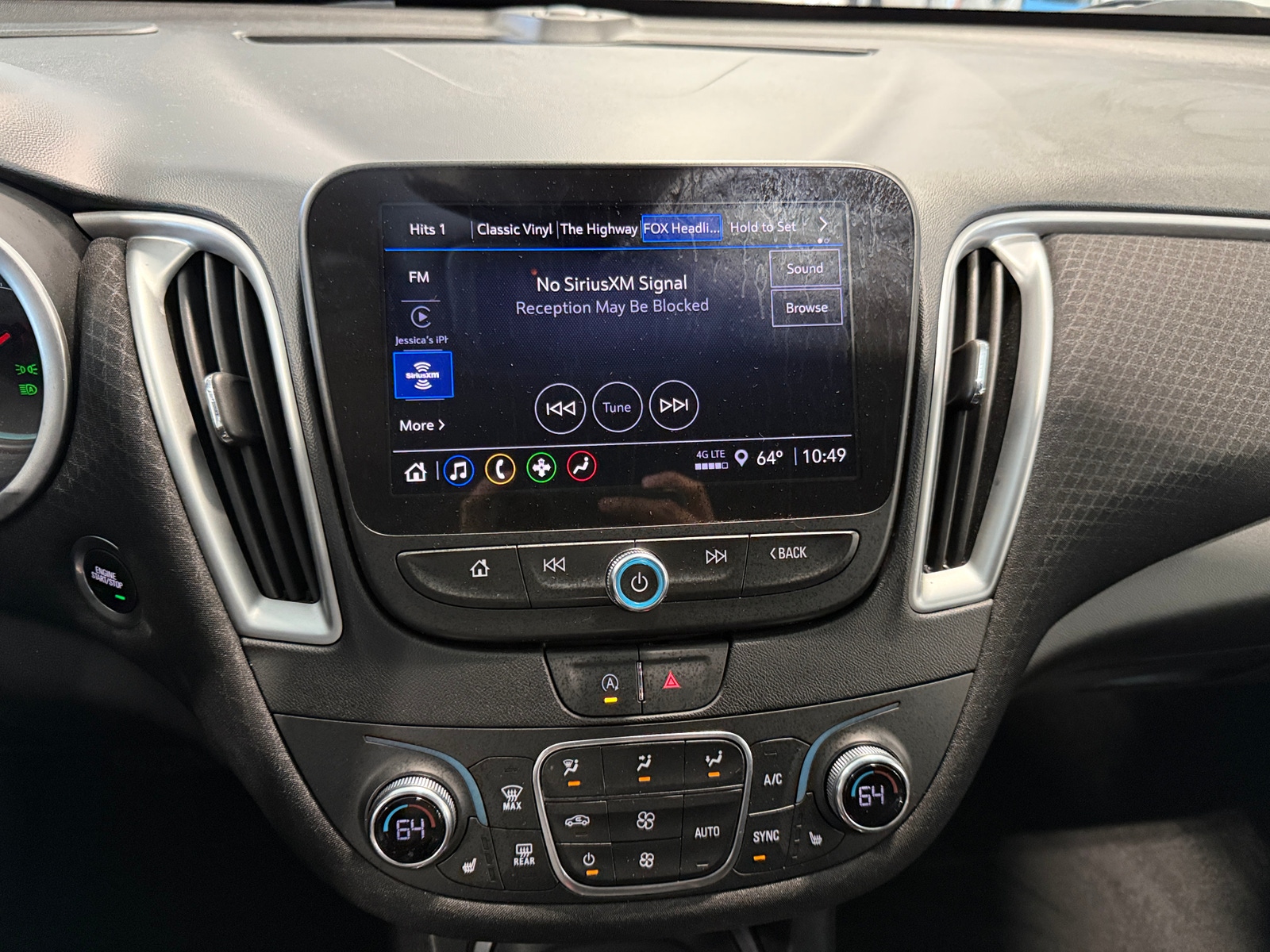 Thumbnail: 2024 Chevrolet Malibu - 4