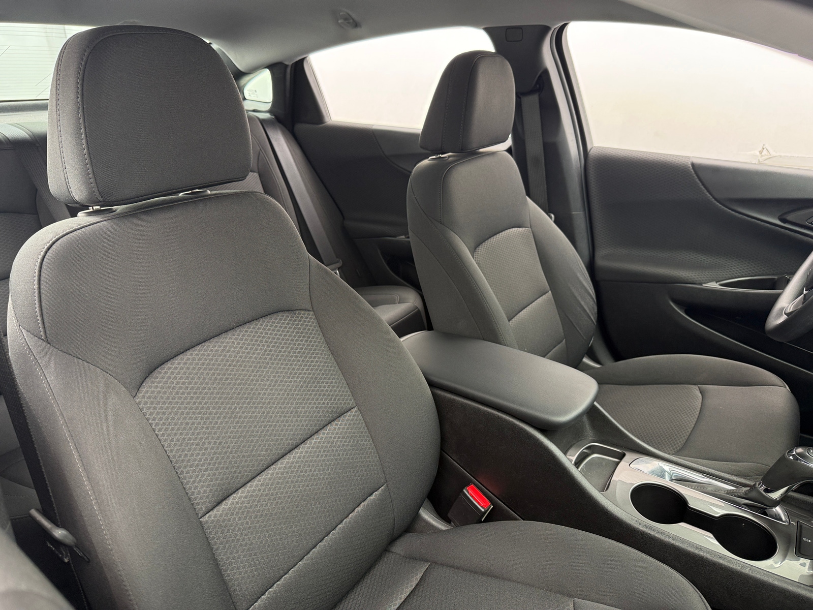 Thumbnail: 2016 Chevrolet Malibu - 2