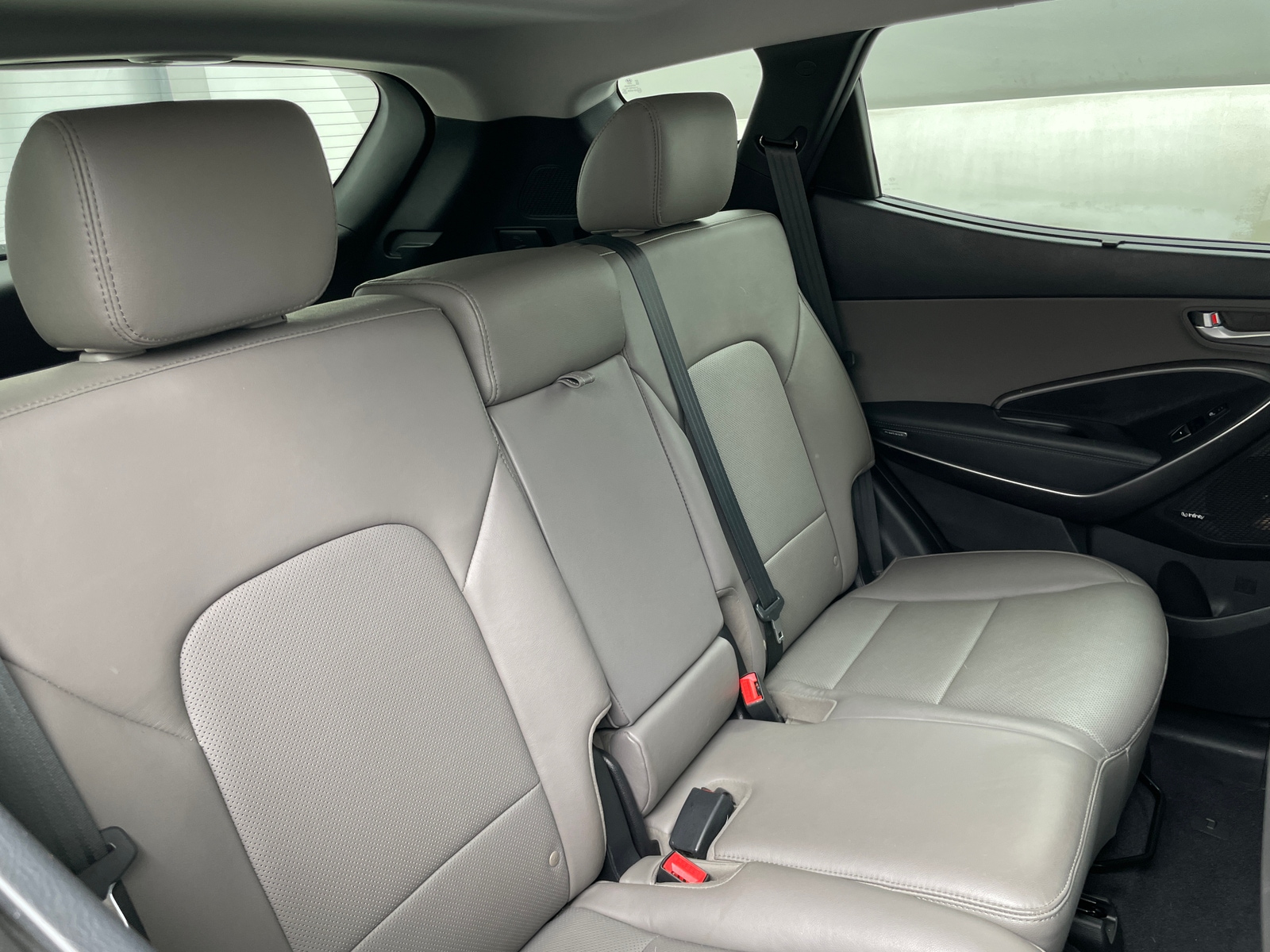 Thumbnail: 2018 Hyundai Santa Fe - 5