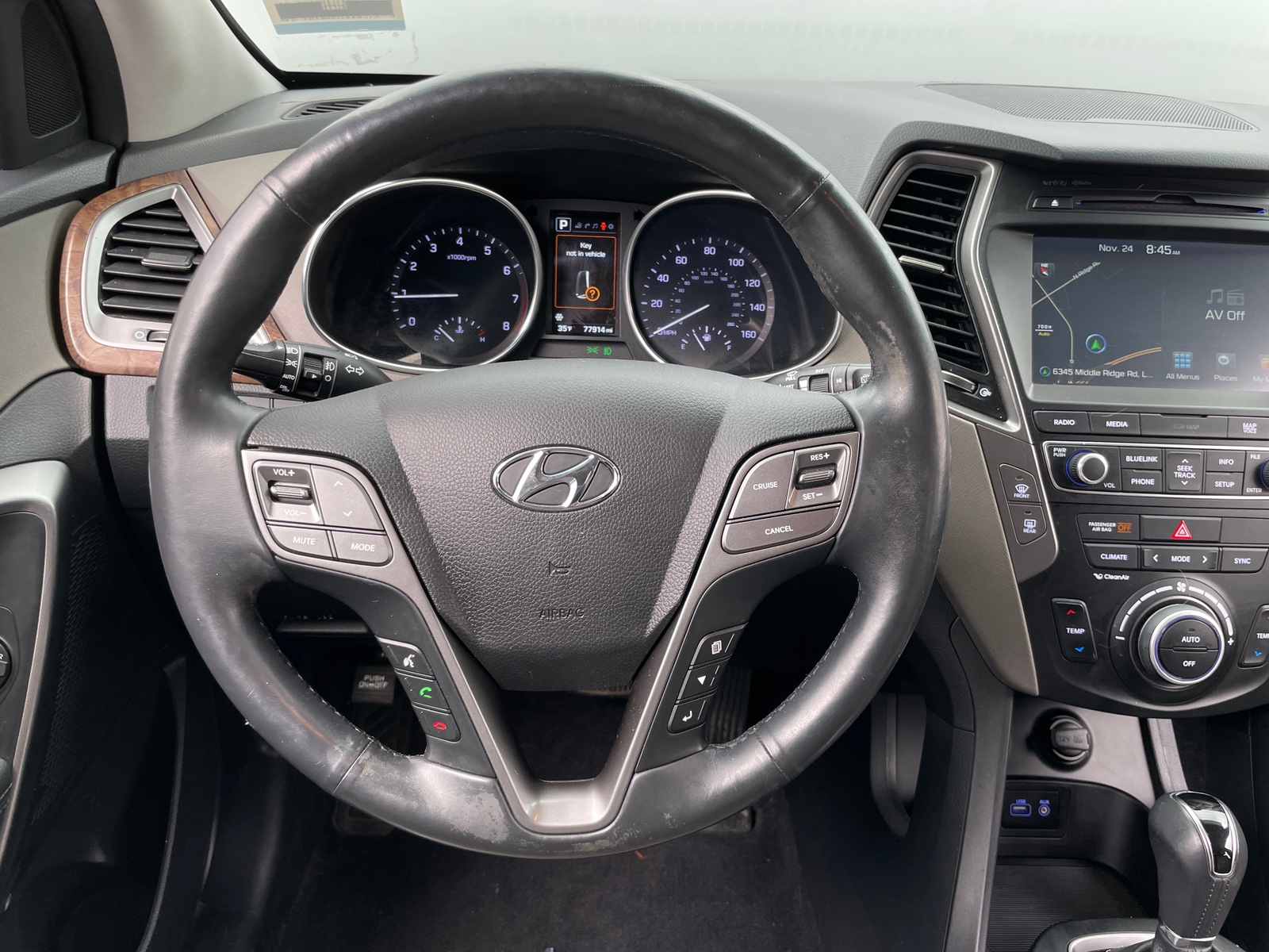 Thumbnail: 2018 Hyundai Santa Fe - 4