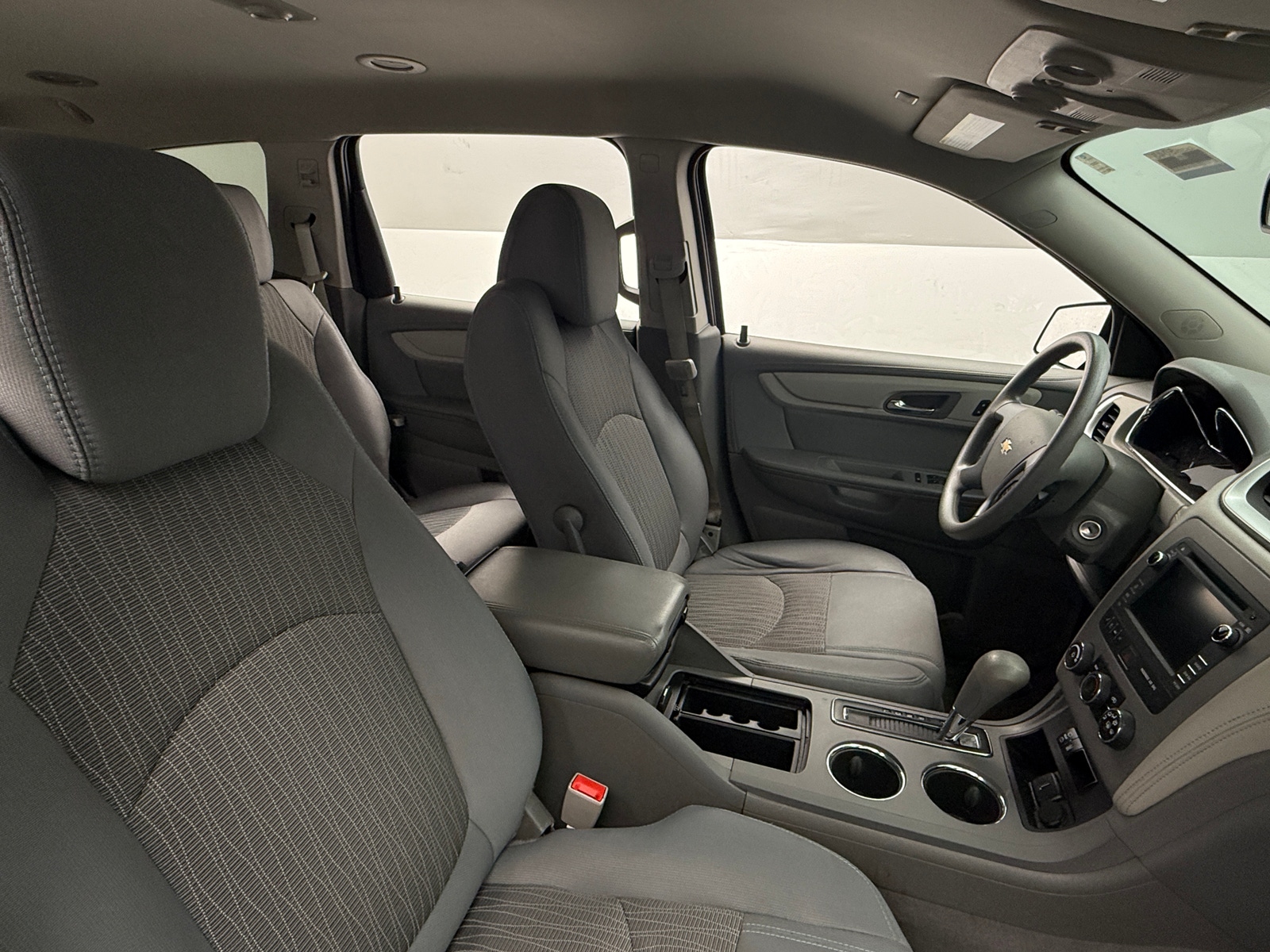 Thumbnail: 2017 Chevrolet Traverse - 2