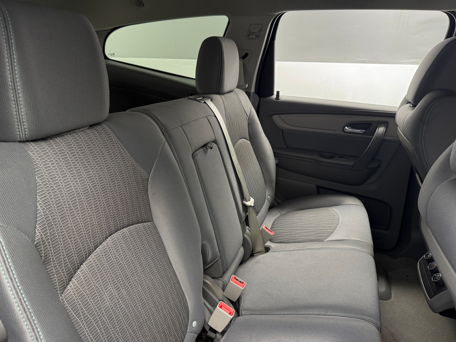 Thumbnail: 2017 Chevrolet Traverse - 6