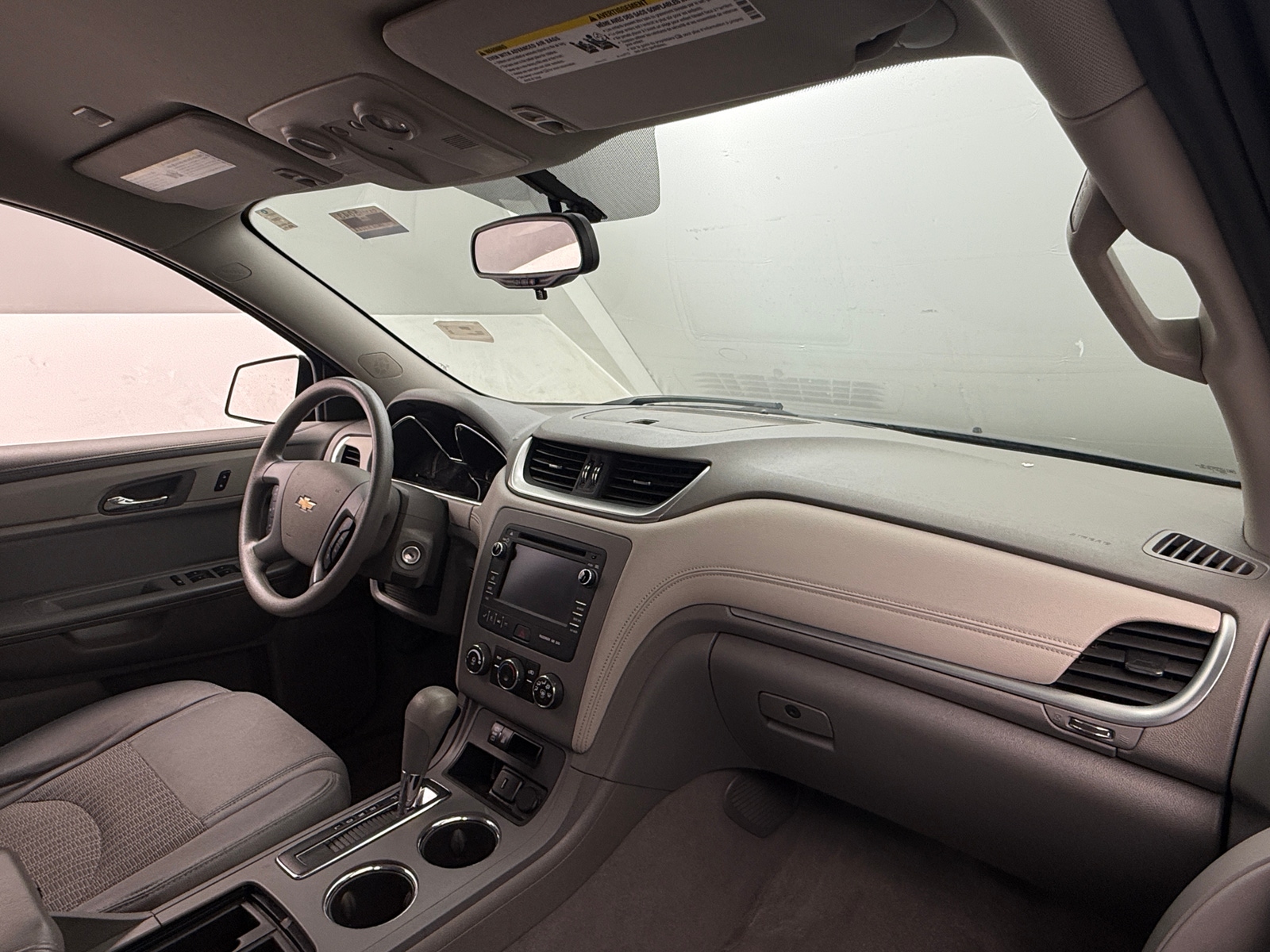 Thumbnail: 2017 Chevrolet Traverse - 3